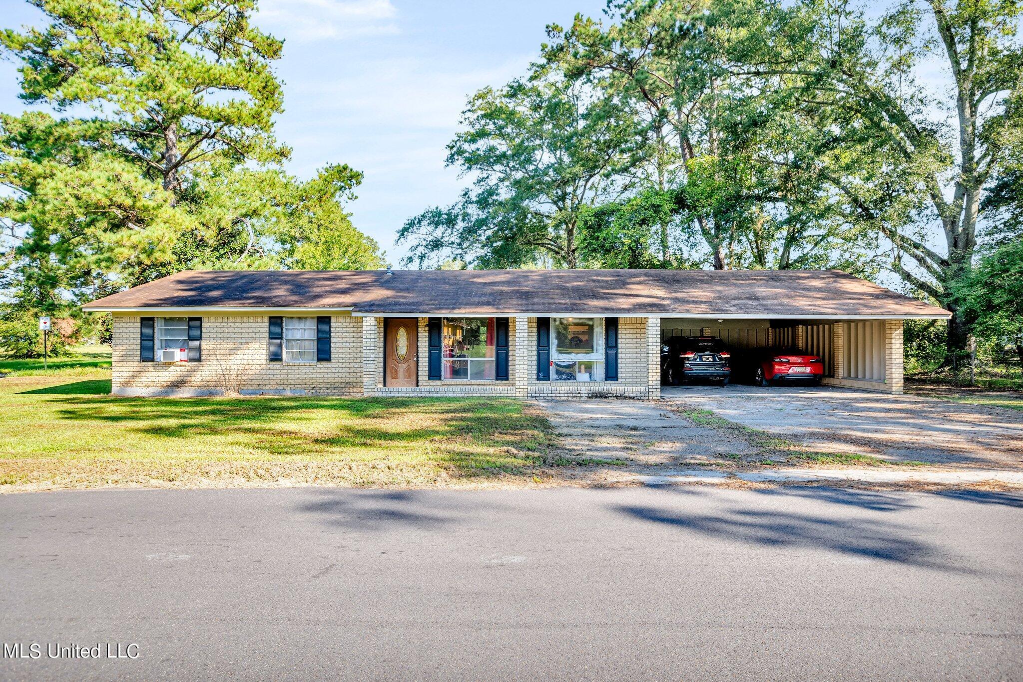 1315 Brown Street, Laurel, Mississippi image 1