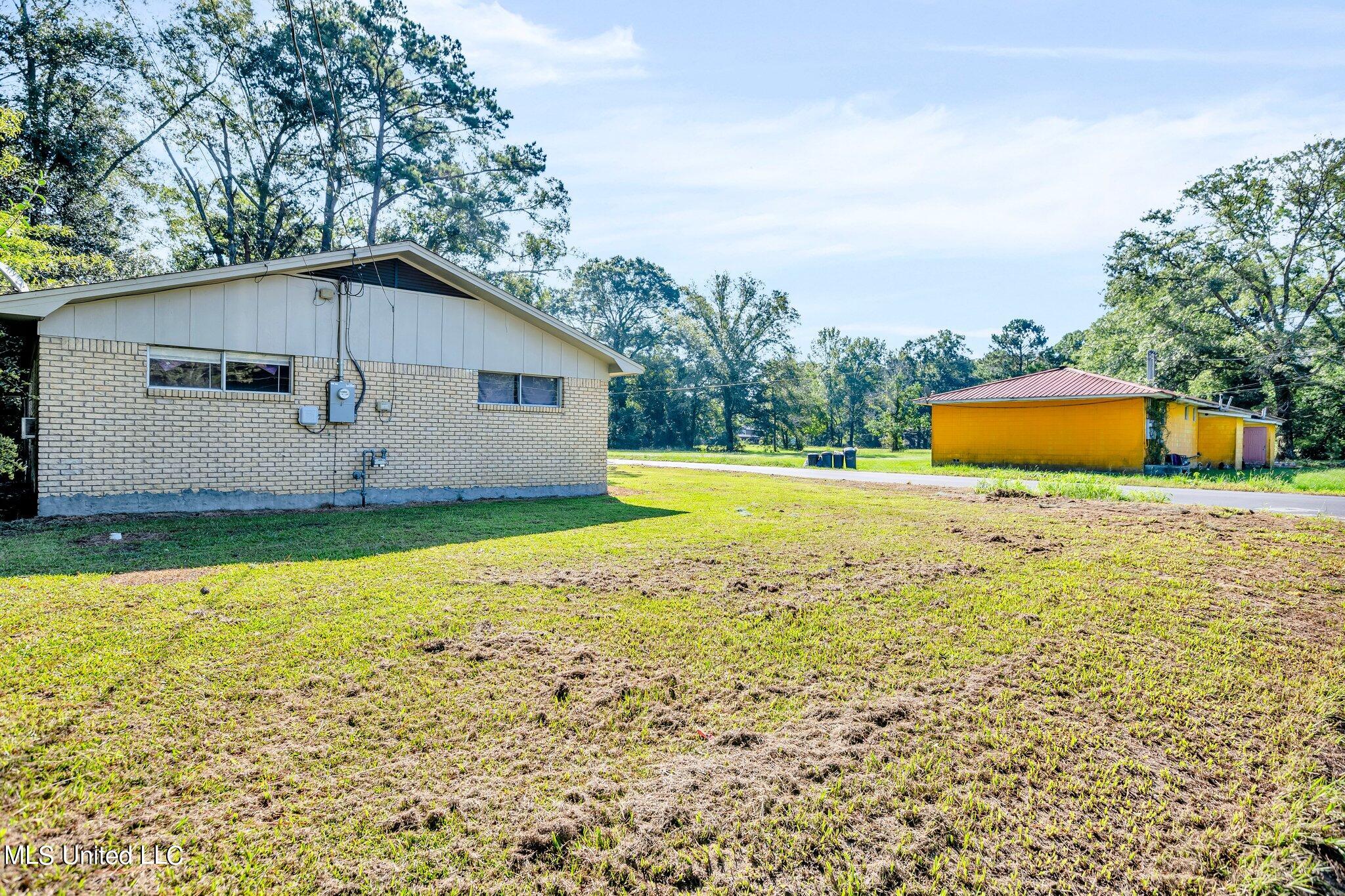 1315 Brown Street, Laurel, Mississippi image 18