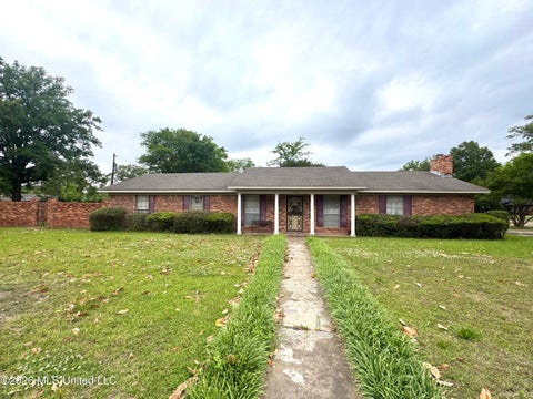 Homes For Sale - 1305 W 2nd Street<br/> Coahoma County, Clarksdale, MS 38614