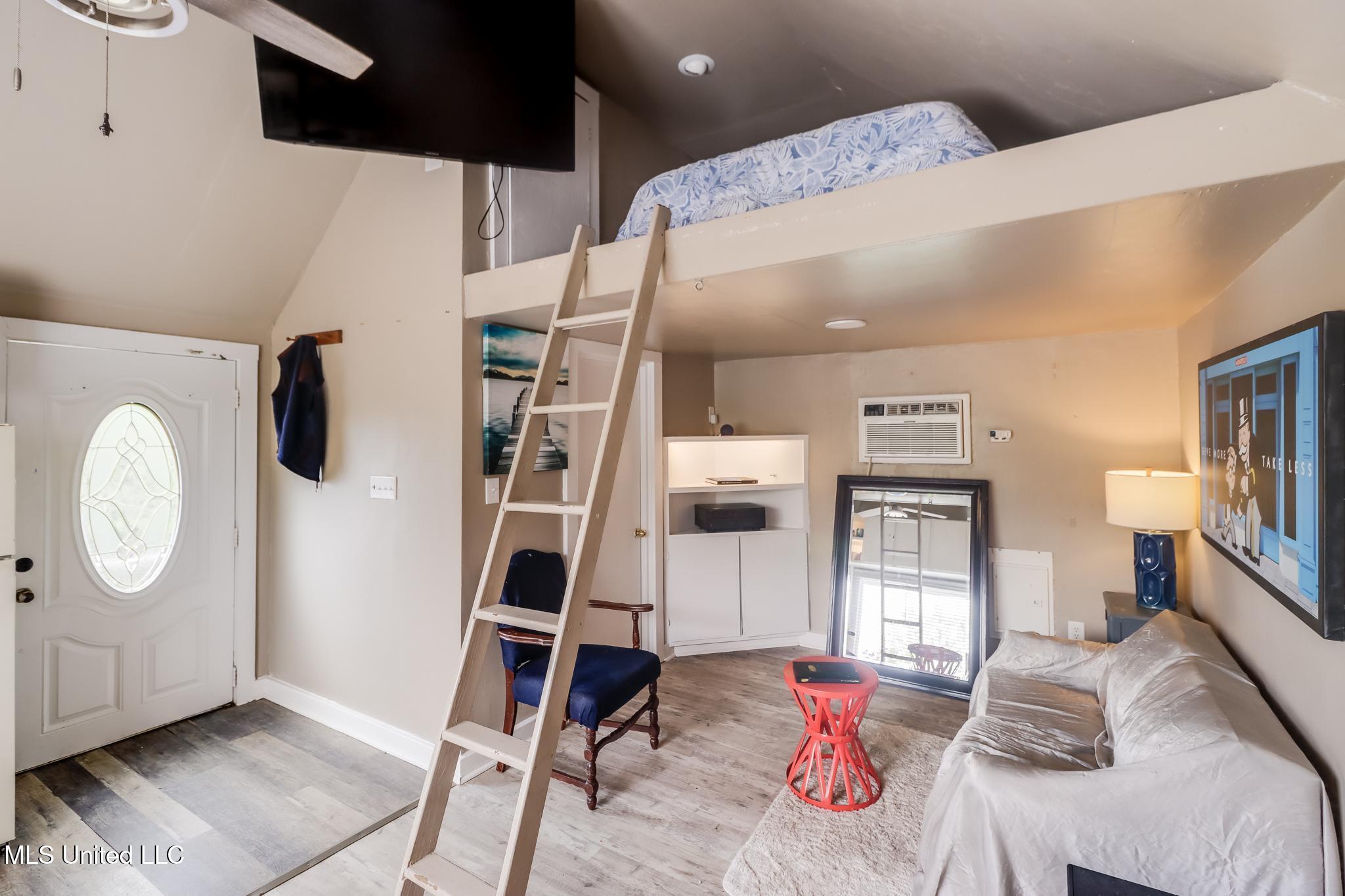 10619 Woolmarket Lake Road, Biloxi, Mississippi image 13