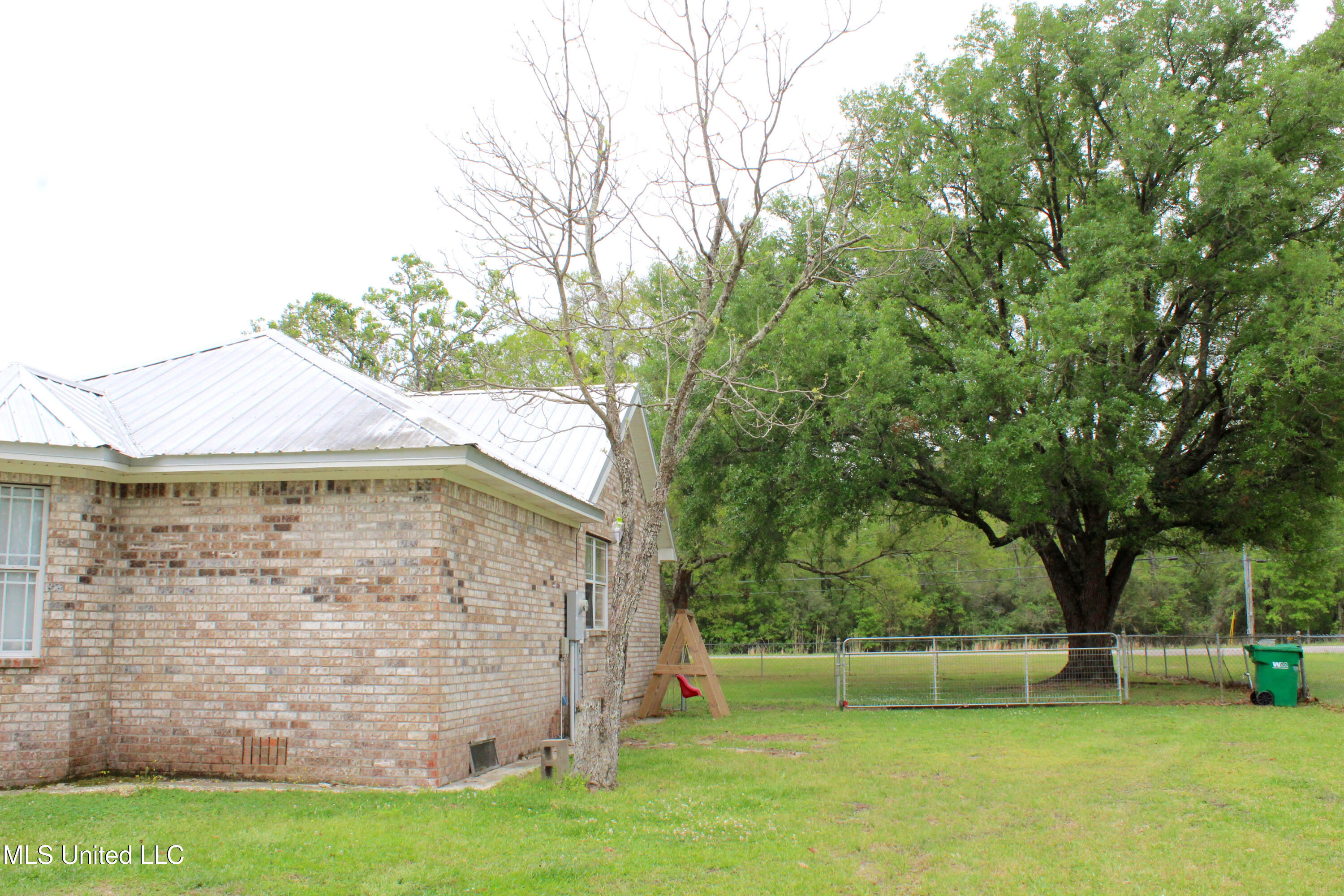 19901 Otis Cooper Road, Moss Point, Mississippi image 11