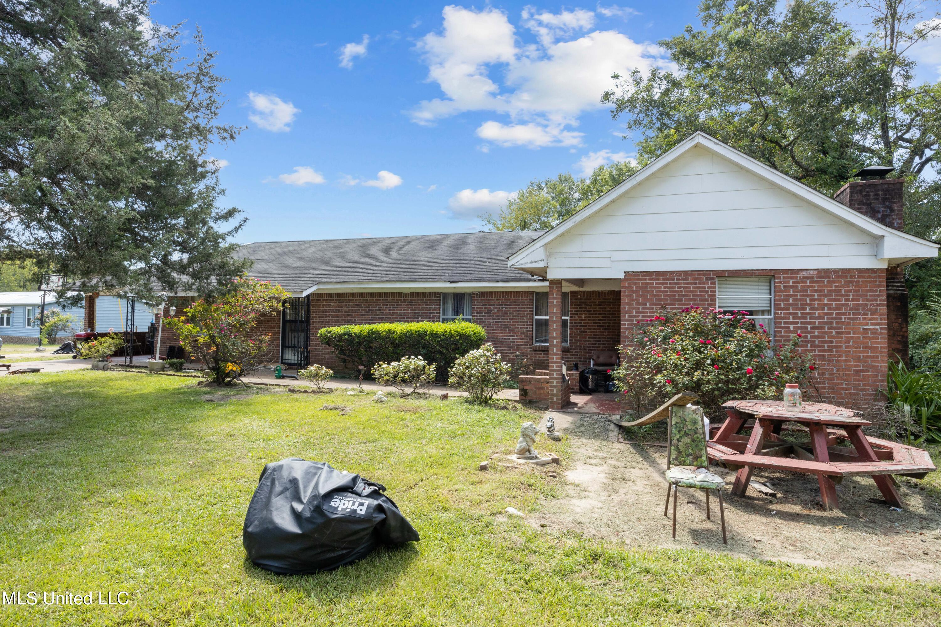 325 Loring Road, Pickens, Mississippi image 3