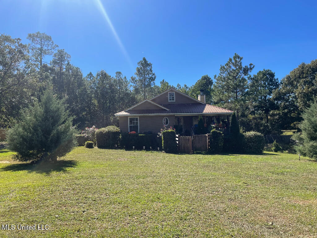 17105 W Spring Lake Drive, Vancleave, Mississippi image 1