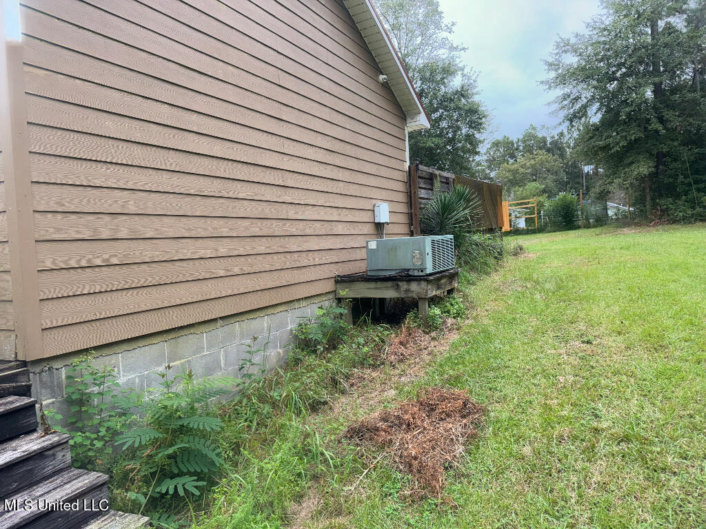 17105 W Spring Lake Drive, Vancleave, Mississippi image 12