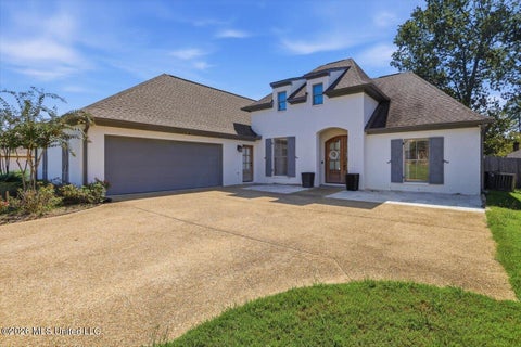 Homes For Sale - 108 Vineyard Boulevard<br/> Brandon, MS 39047