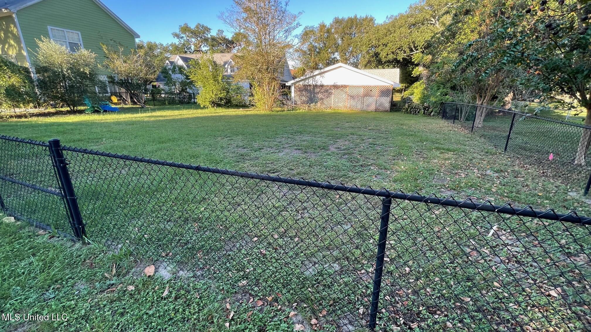 1611 Evans Avenue, Gulfport, Mississippi image 8