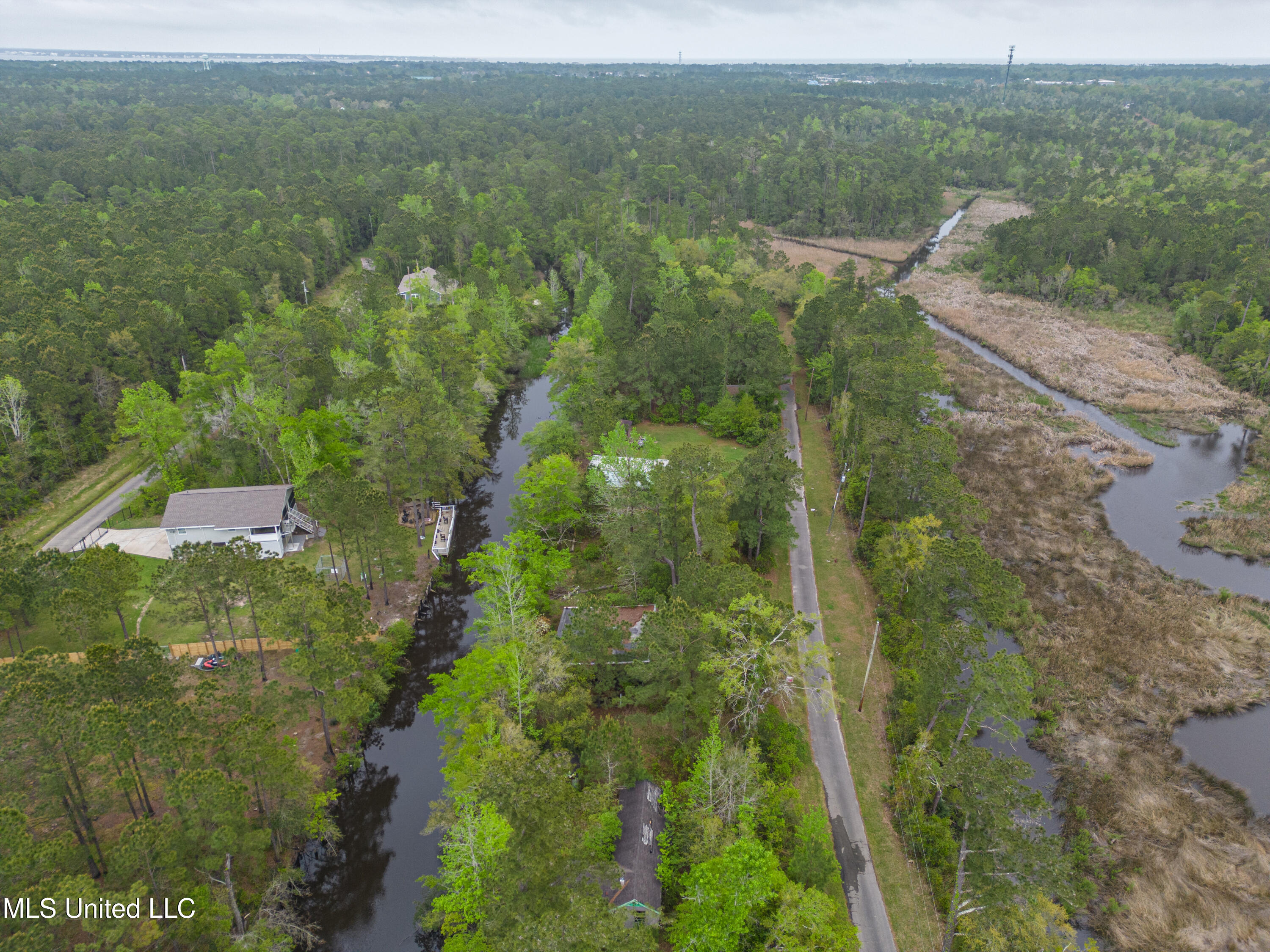 11308 Lake Drive, Bay Saint Louis, Mississippi image 9