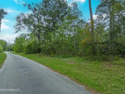 Vacant Land For Sale - 11308 Lake Drive<br/> Hancock County, Bay Saint Louis, MS 39520