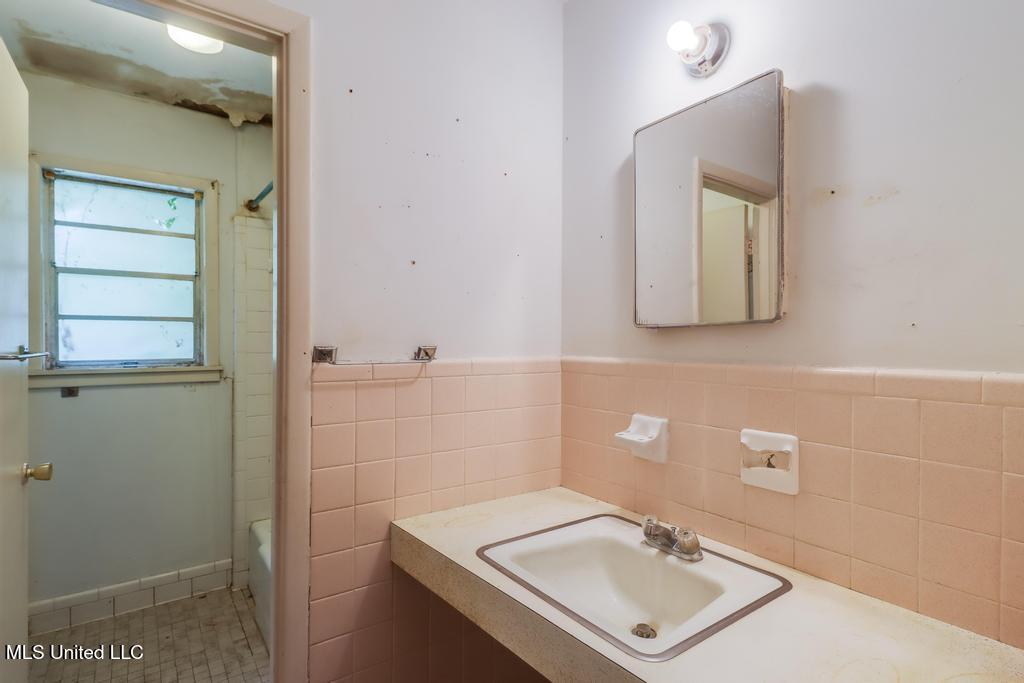 100 Hardy Avenue, Long Beach, Mississippi image 16