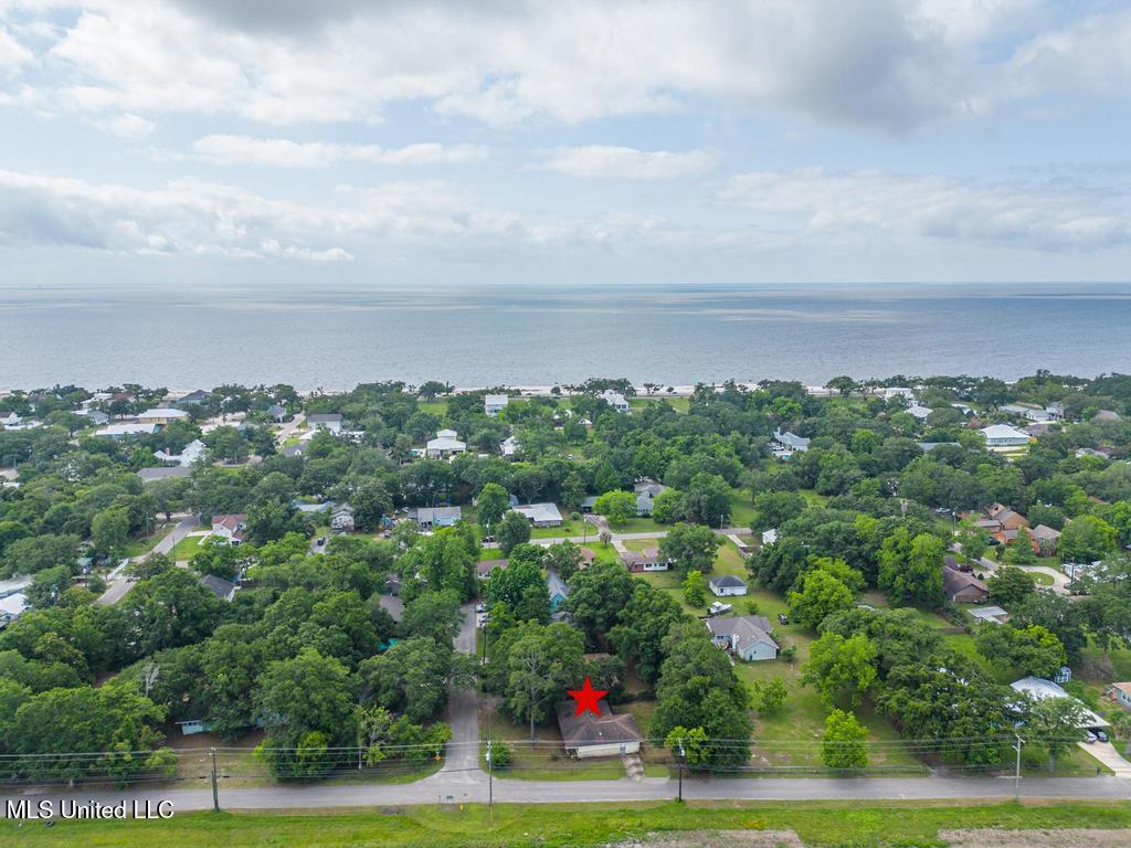 100 Hardy Avenue, Long Beach, Mississippi image 8