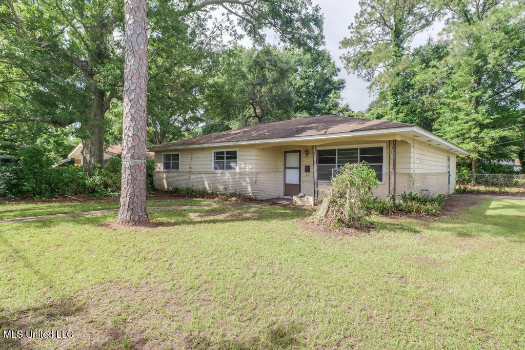 100 Hardy Avenue, Long Beach, Mississippi image 1