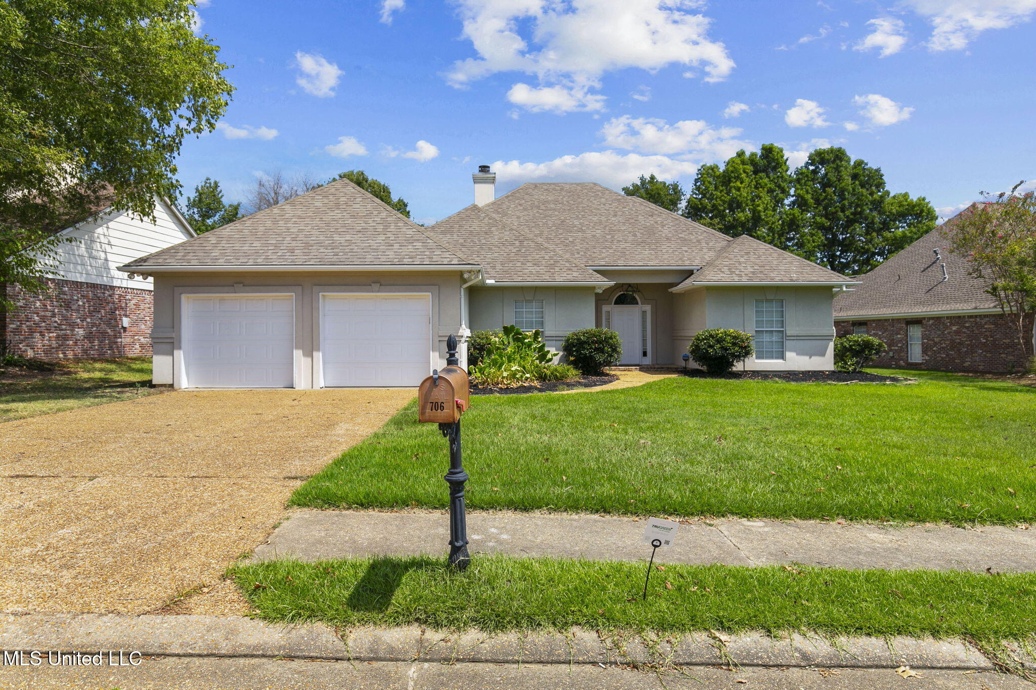 706 Danforth Drive, Madison, Mississippi image 1