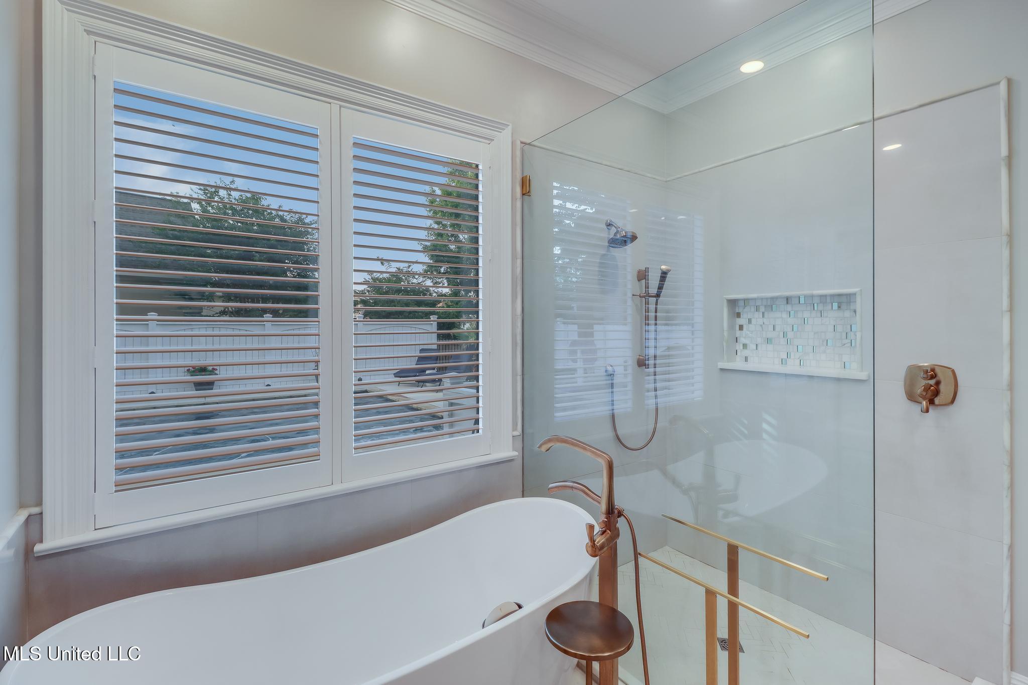 2011 Pointe Clear Drive, Biloxi, Mississippi image 20