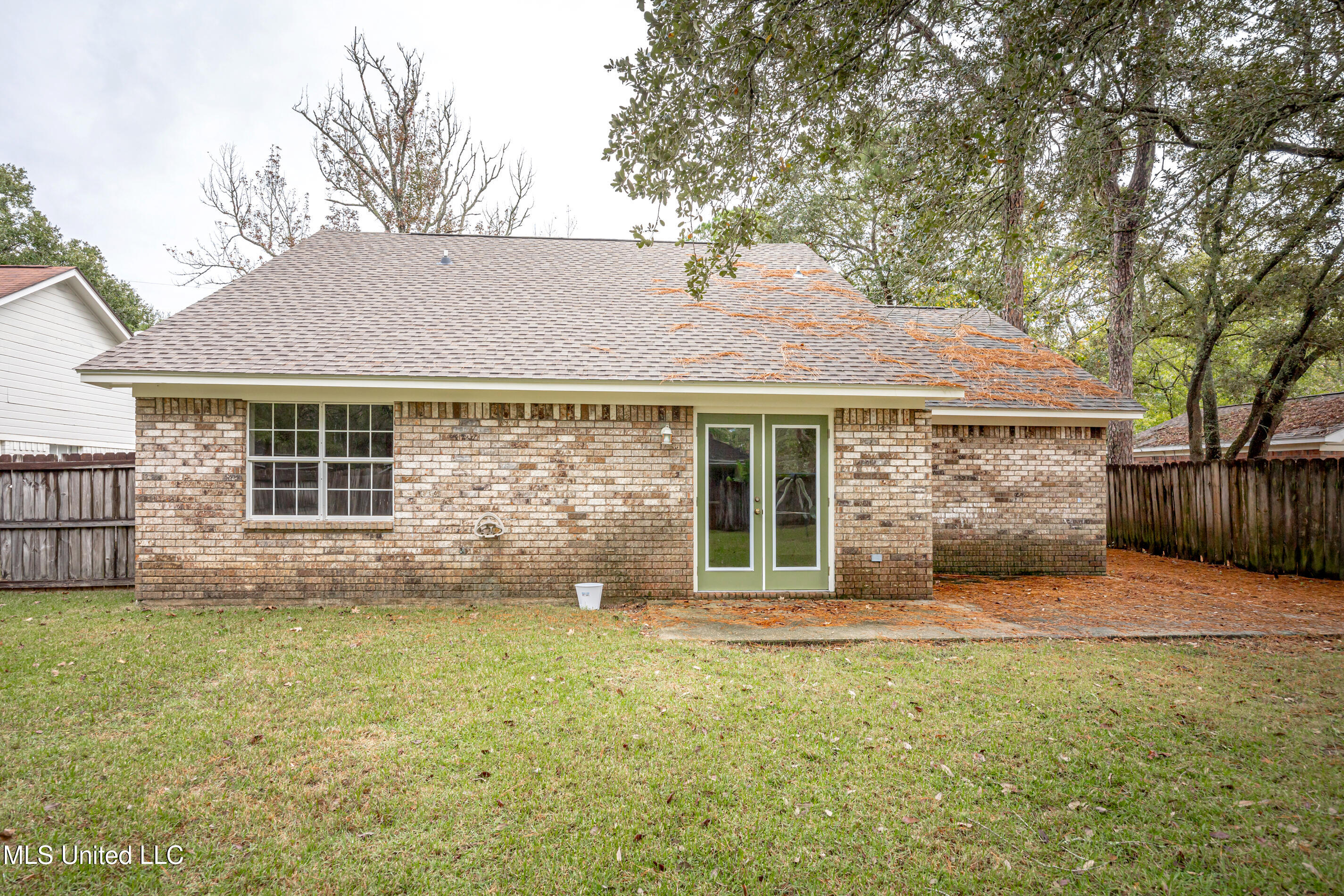 1425 S 9th Street, Ocean Springs, Mississippi image 35