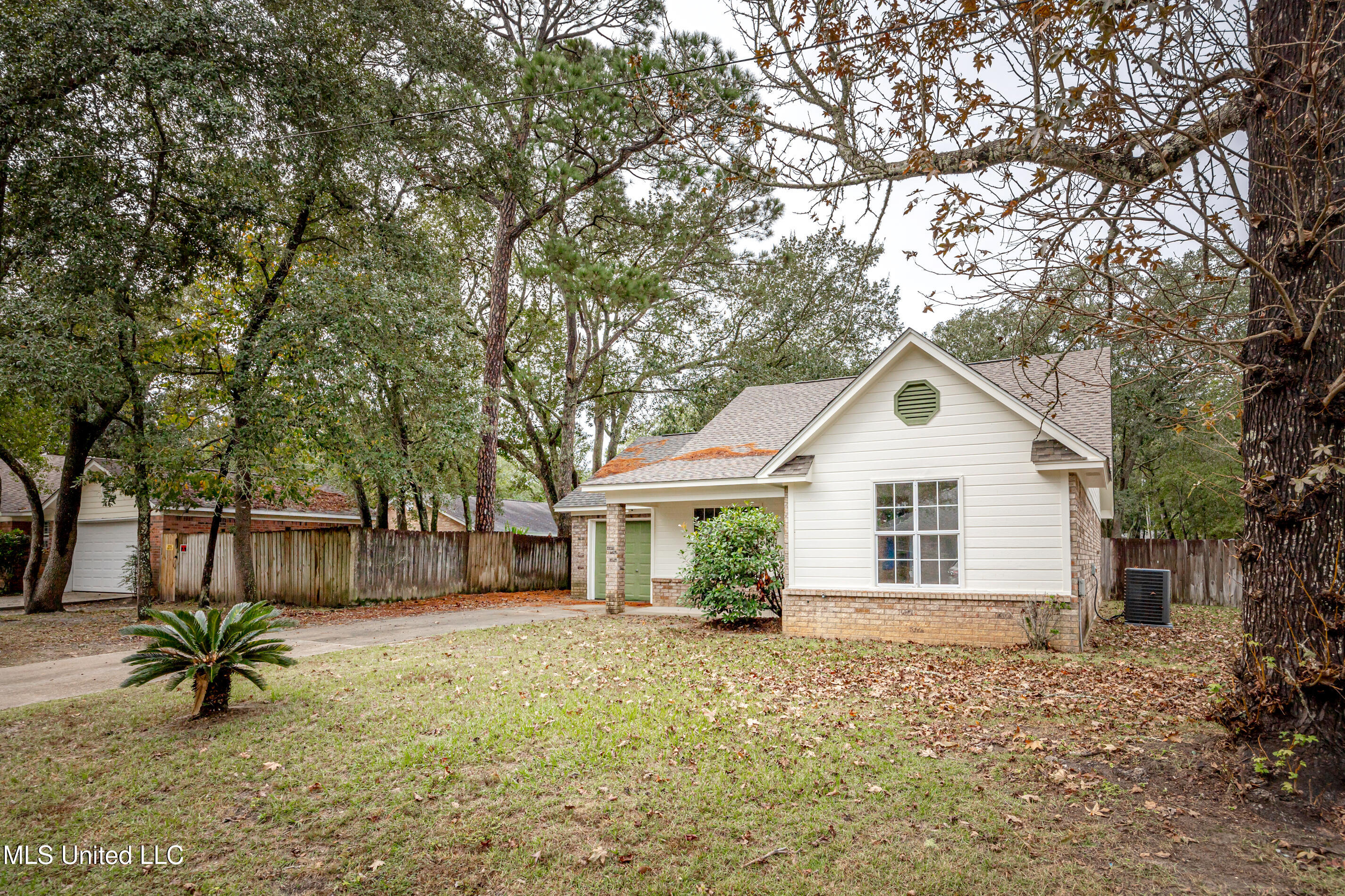 1425 S 9th Street, Ocean Springs, Mississippi image 40