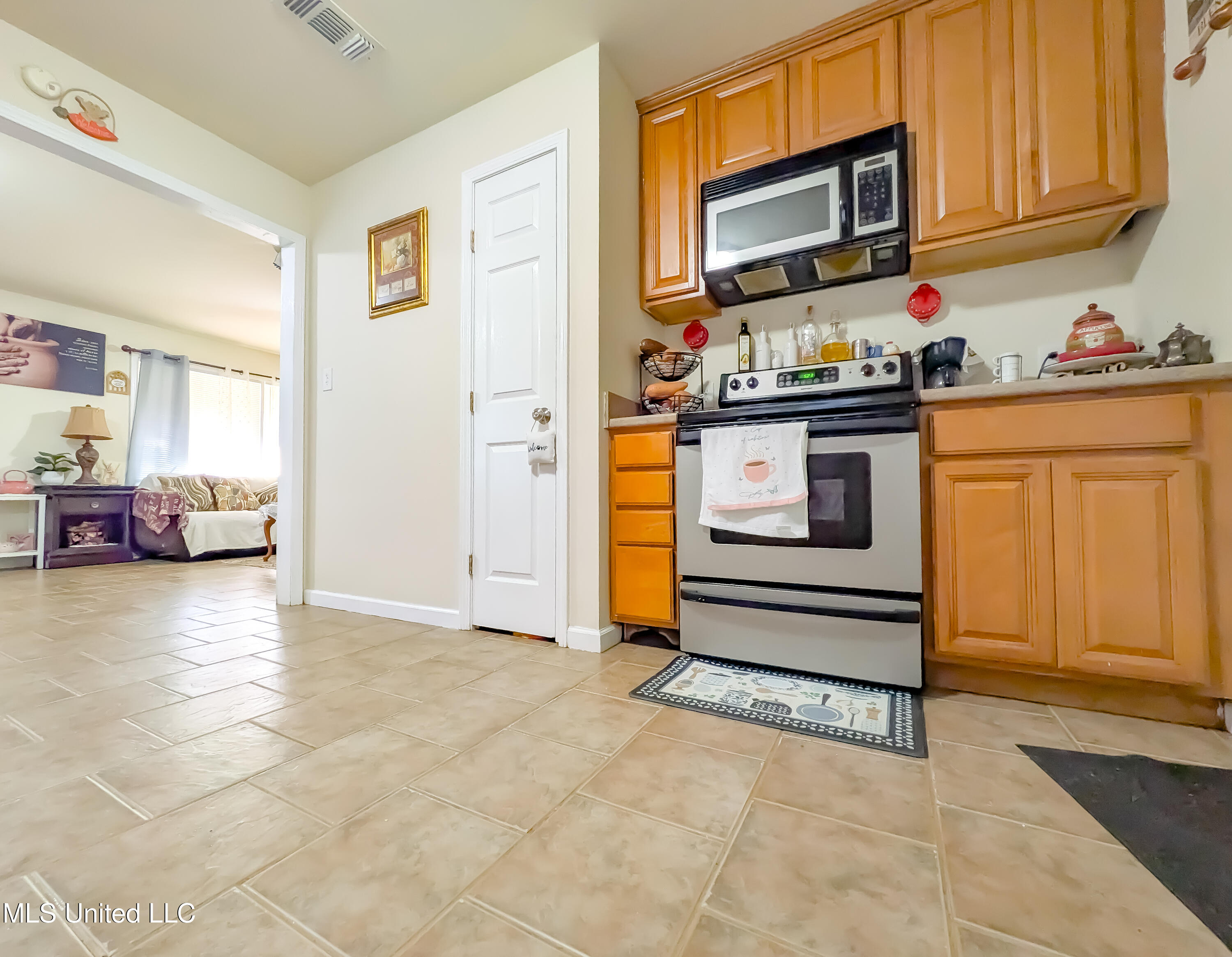 2220 18th Avenue, Gulfport, Mississippi image 6