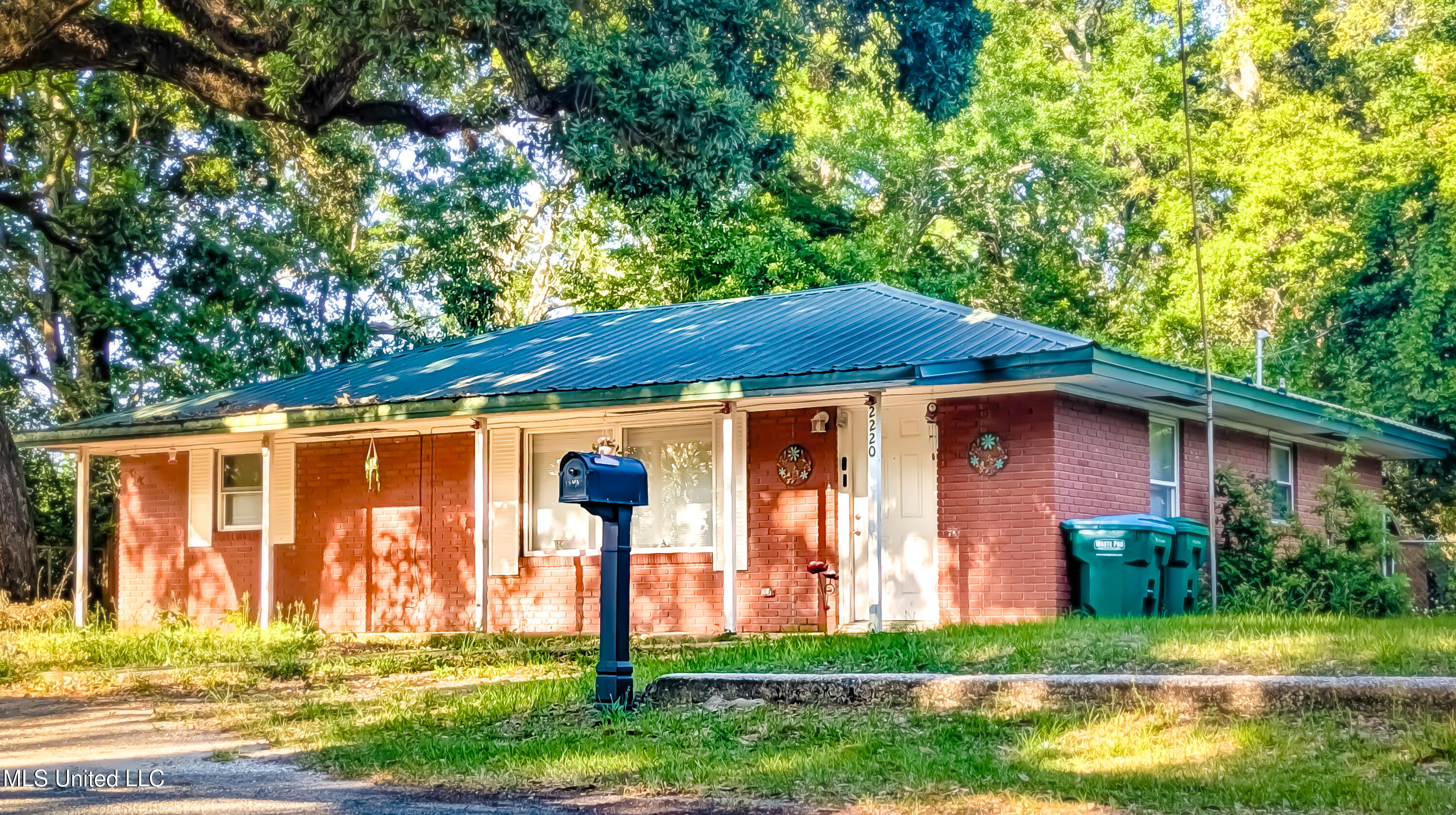 2220 18th Avenue, Gulfport, Mississippi image 1