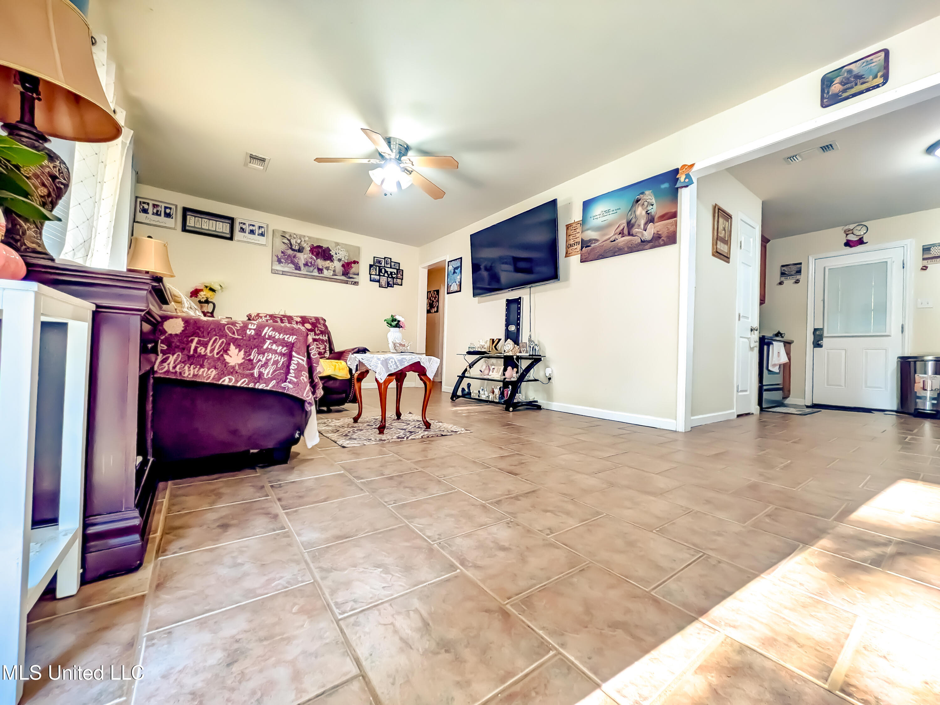 2220 18th Avenue, Gulfport, Mississippi image 3