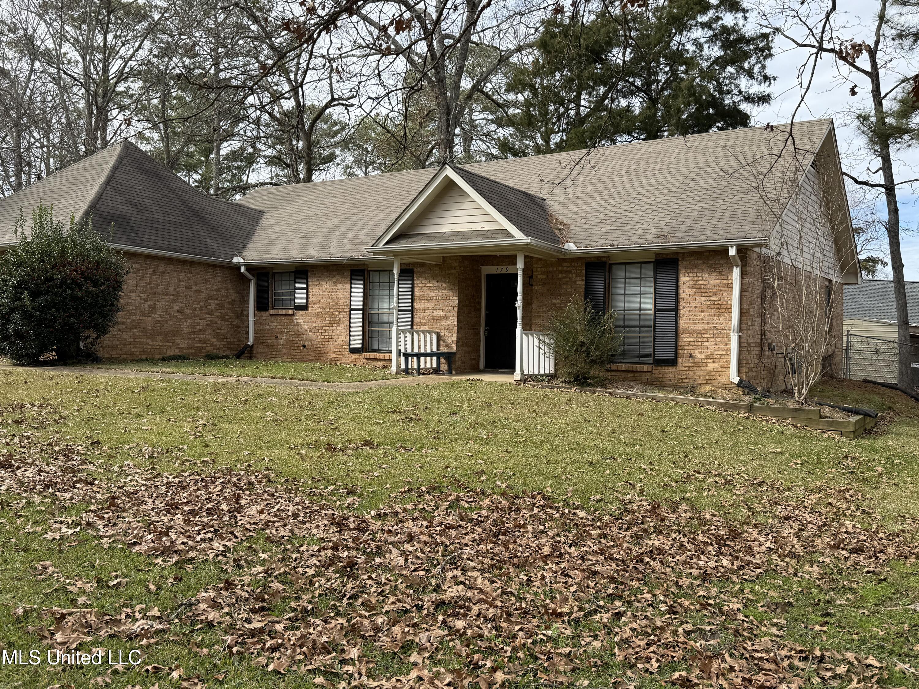 179 Bellegrove Circle, Brandon, Mississippi image 2