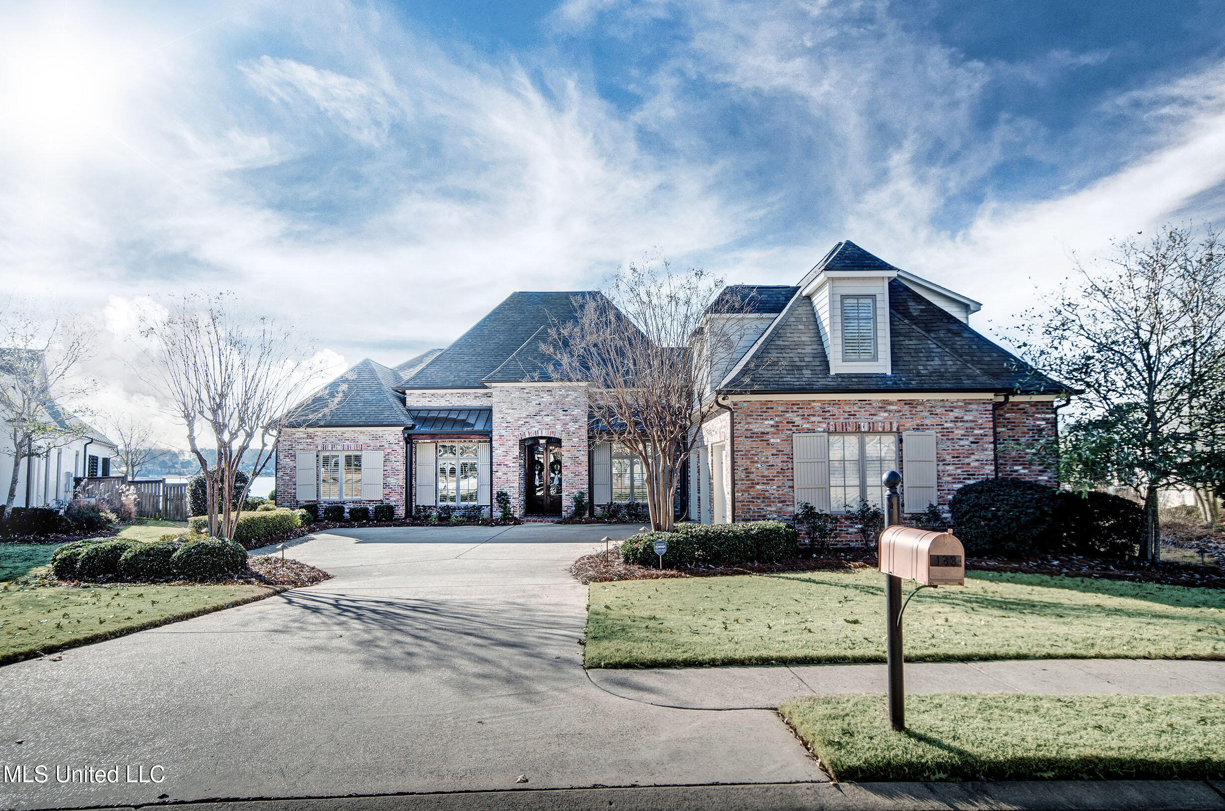 133 Northlake Drive, Madison, Mississippi image 1
