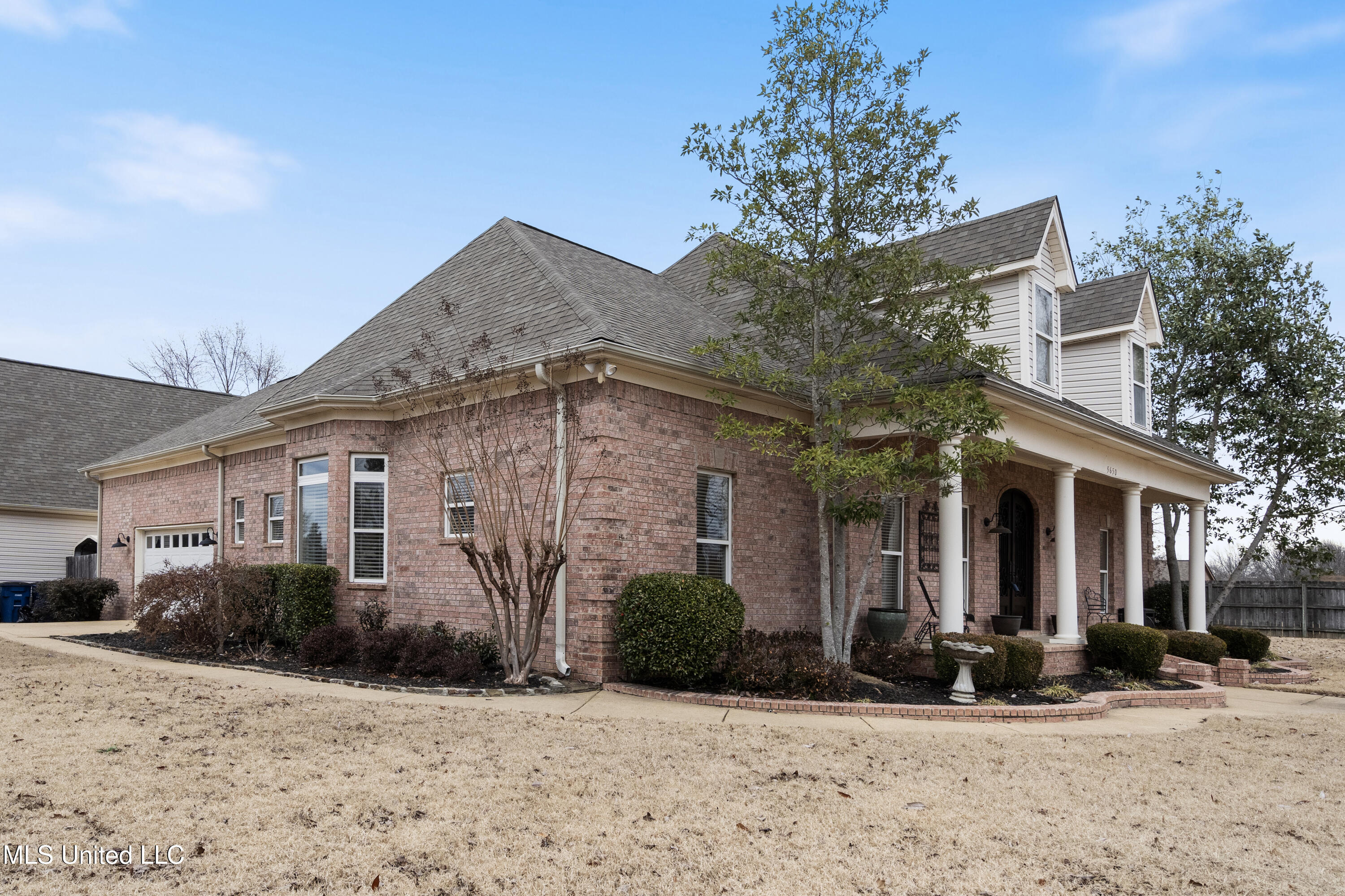 5650 Paloma Drive, Olive Branch, Mississippi image 2