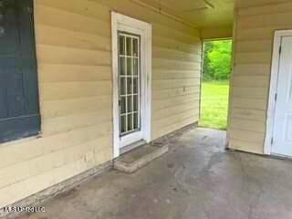 627 Terry Lane Drive, Carthage, Mississippi image 7