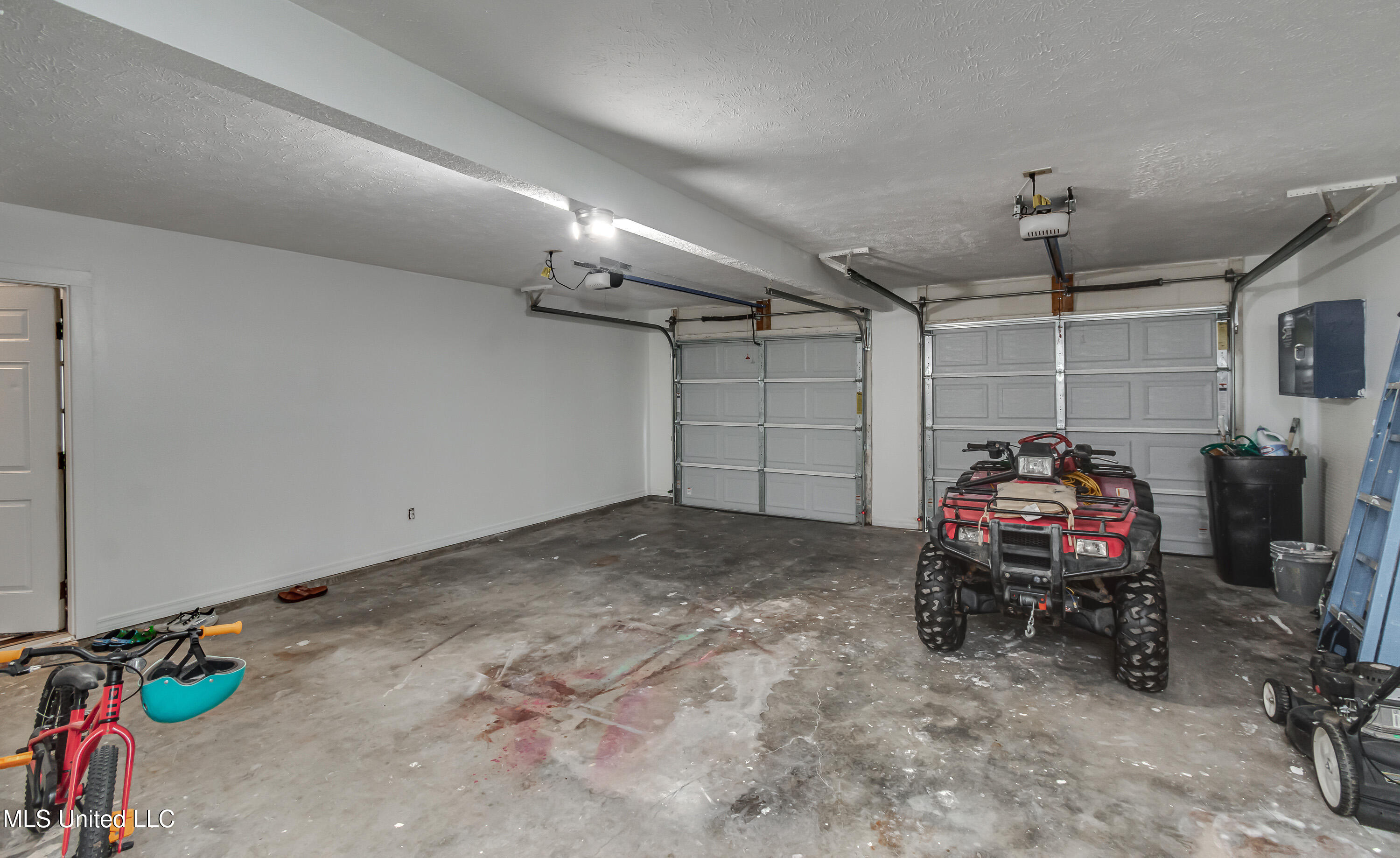 Canton, Mississippi 39046, United States, 4 Bedrooms Bedrooms, ,3 BathroomsBathrooms,Residential,Active,149562