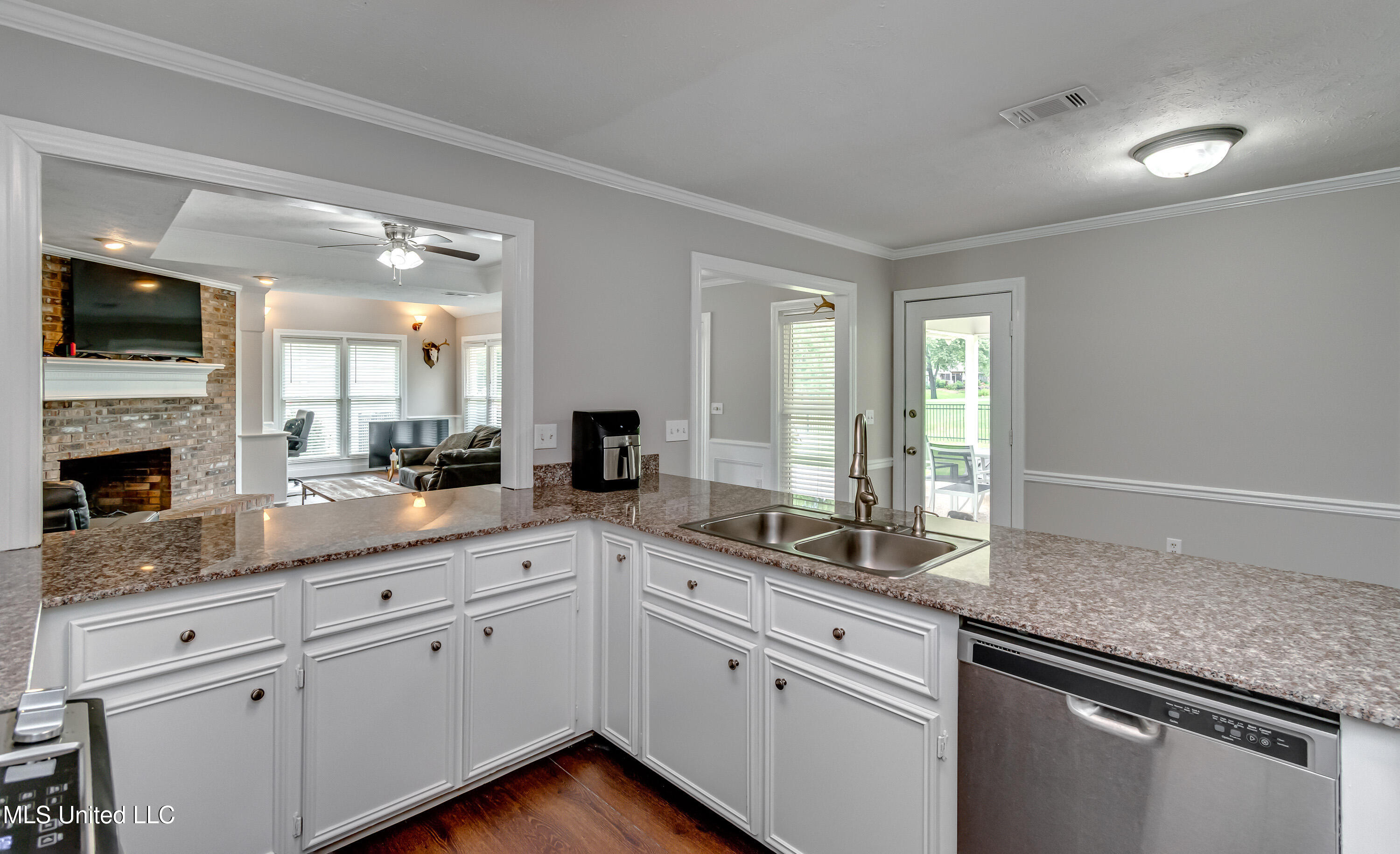 Canton, Mississippi 39046, United States, 4 Bedrooms Bedrooms, ,3 BathroomsBathrooms,Residential,Active,149562