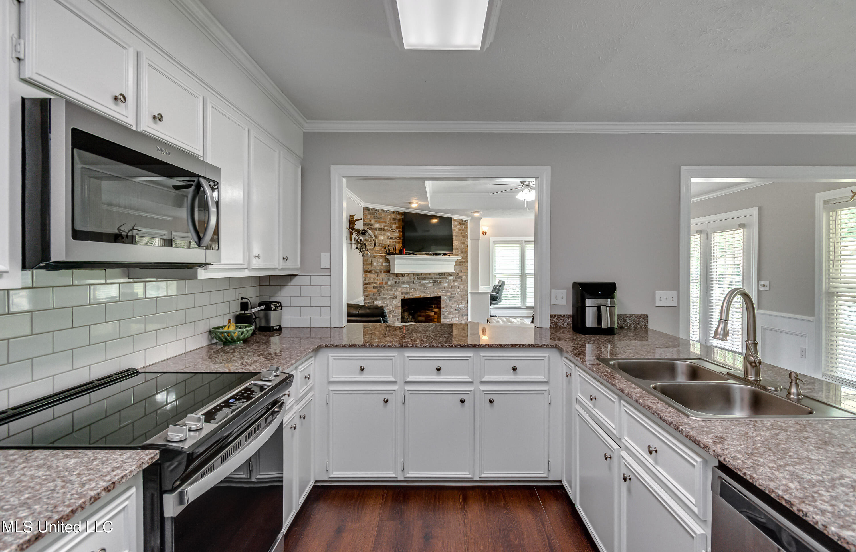 Canton, Mississippi 39046, United States, 4 Bedrooms Bedrooms, ,3 BathroomsBathrooms,Residential,Active,149562