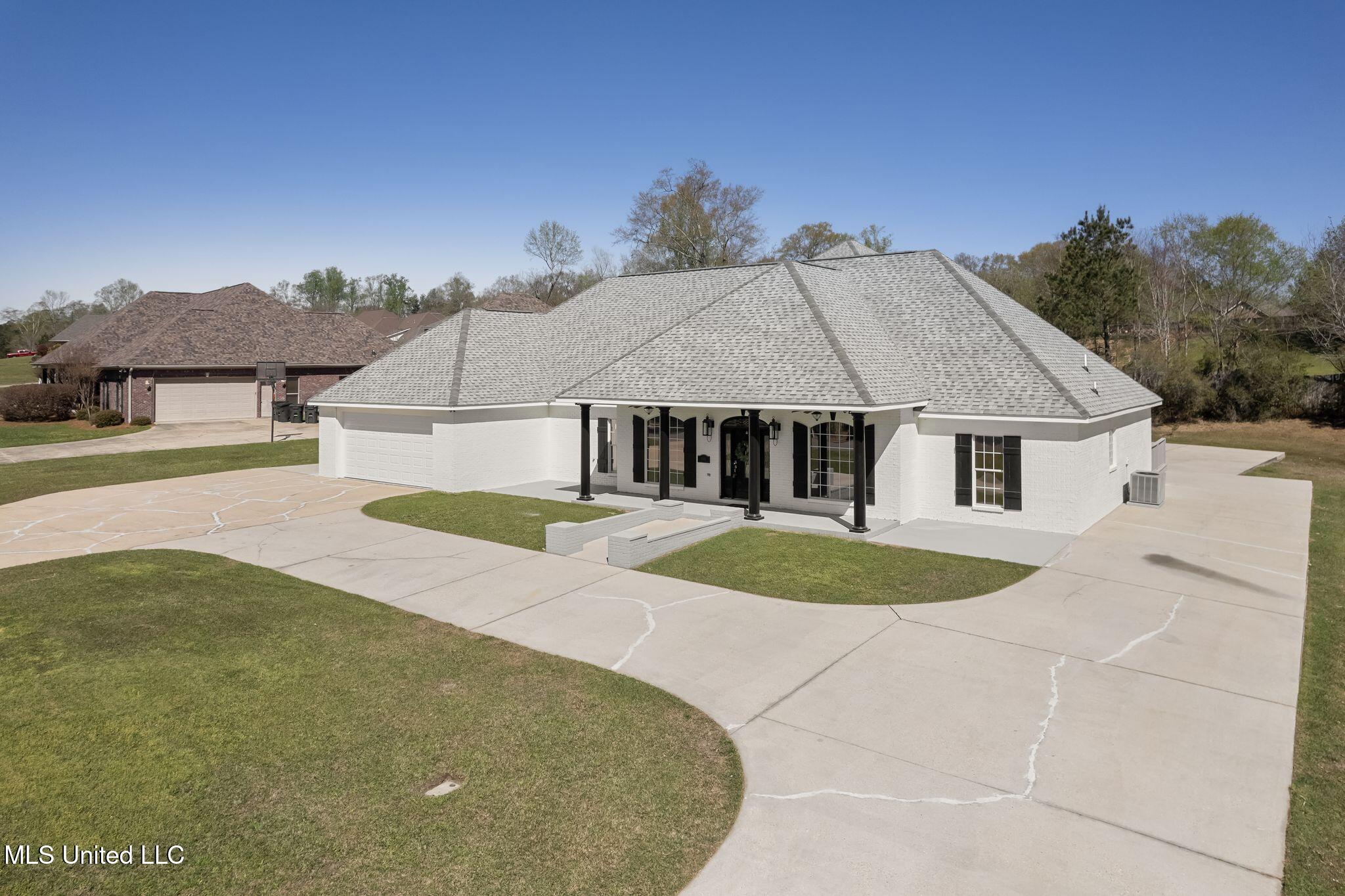 98 Morrell Circle, Hattiesburg, Mississippi image 2