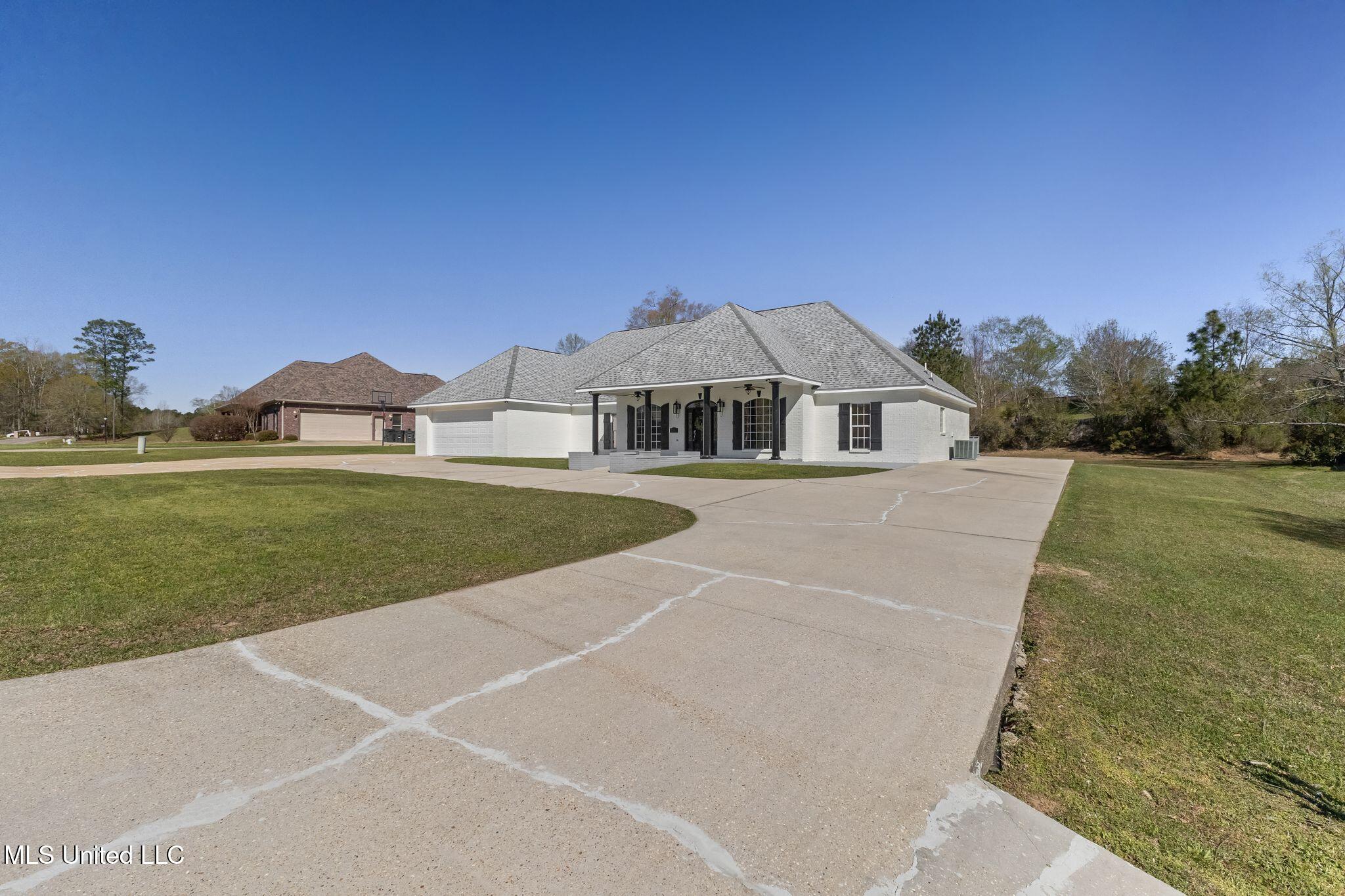 98 Morrell Circle, Hattiesburg, Mississippi image 3