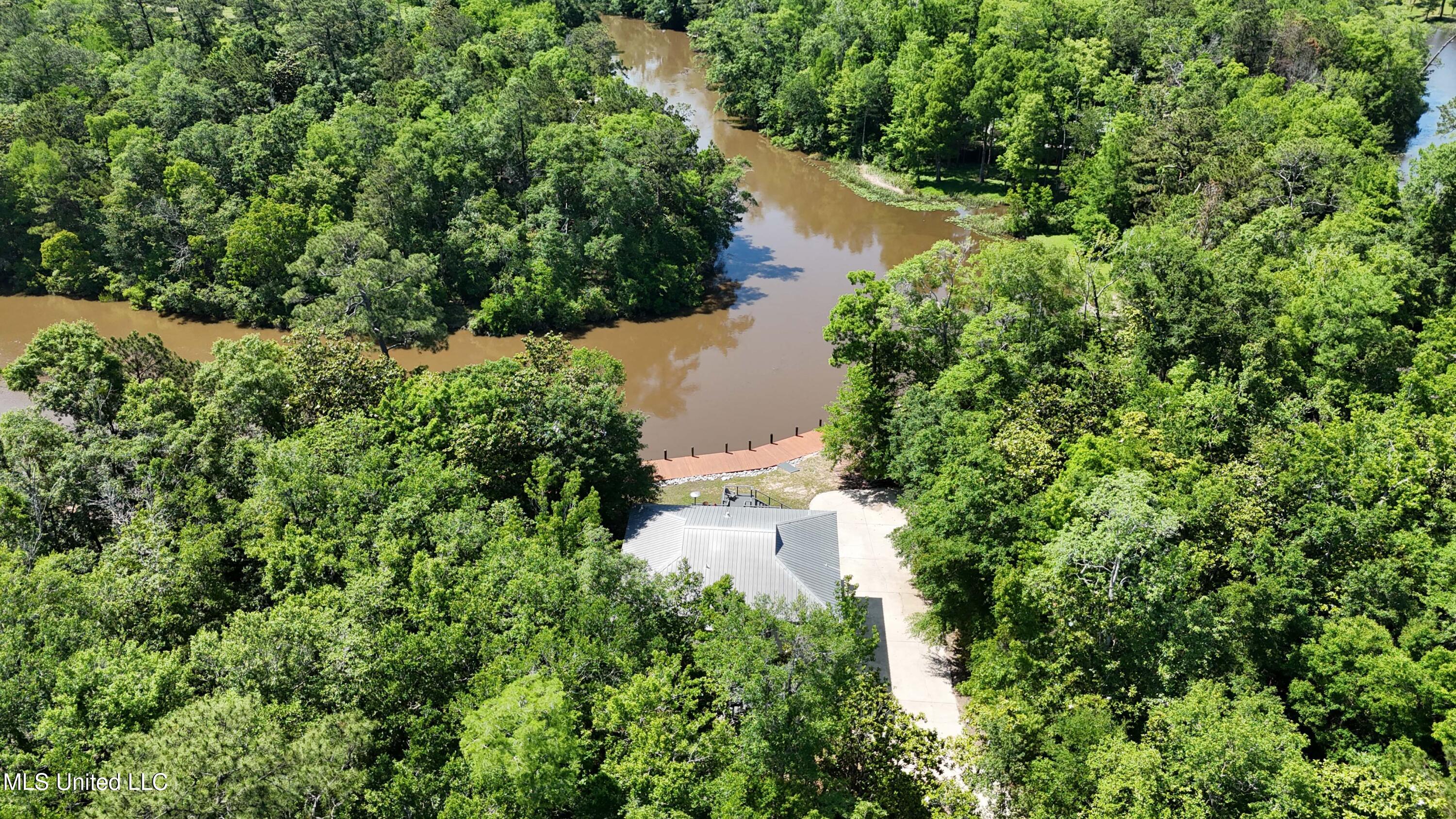 13009 Riverland Drive, Biloxi, Mississippi image 32