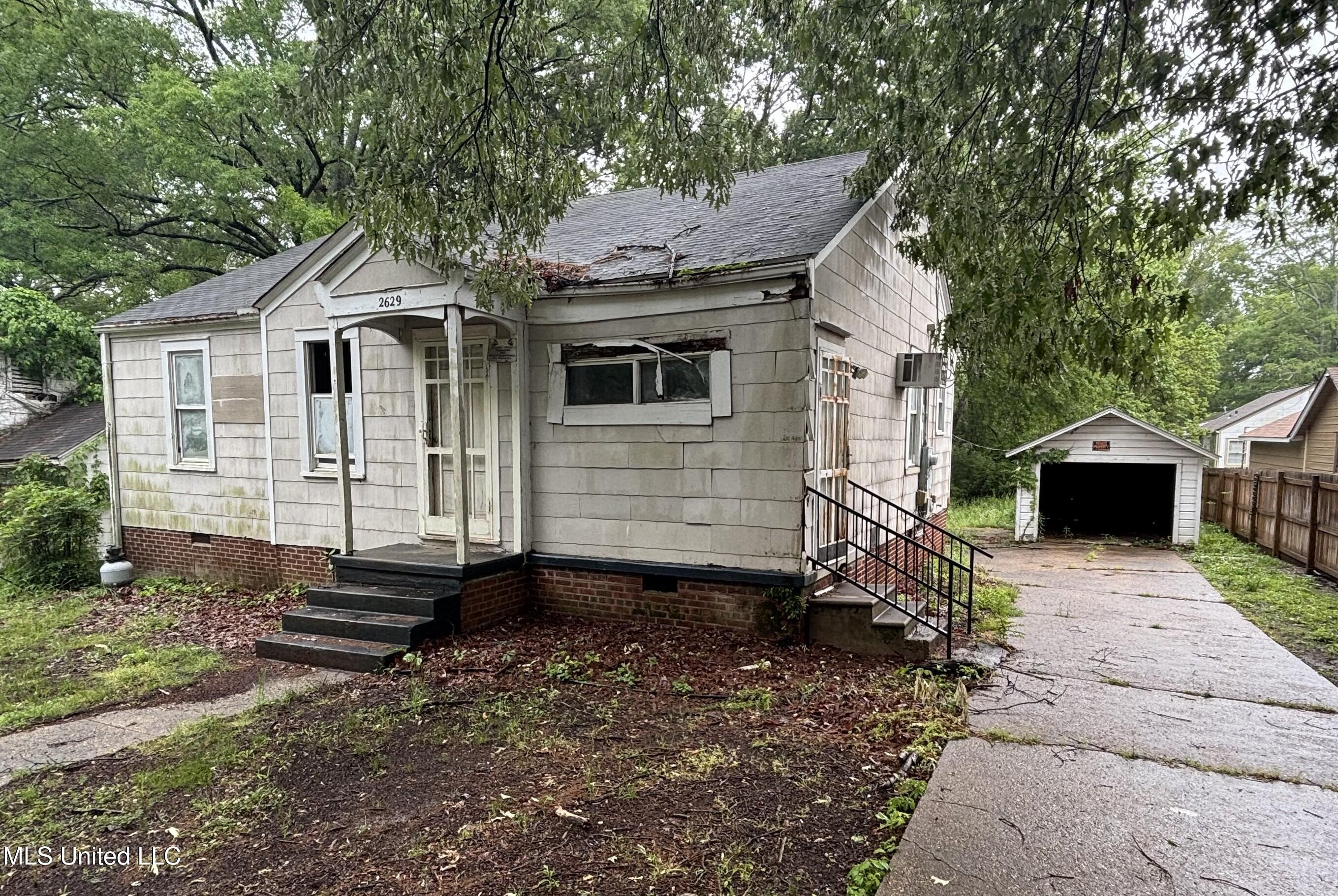 2629 Latimer Avenue, Jackson, Mississippi image 1