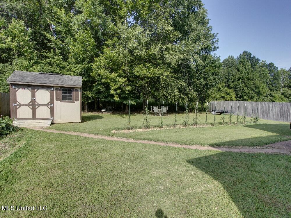 4917 W Trinity Park Drive, Olive Branch, Mississippi image 31