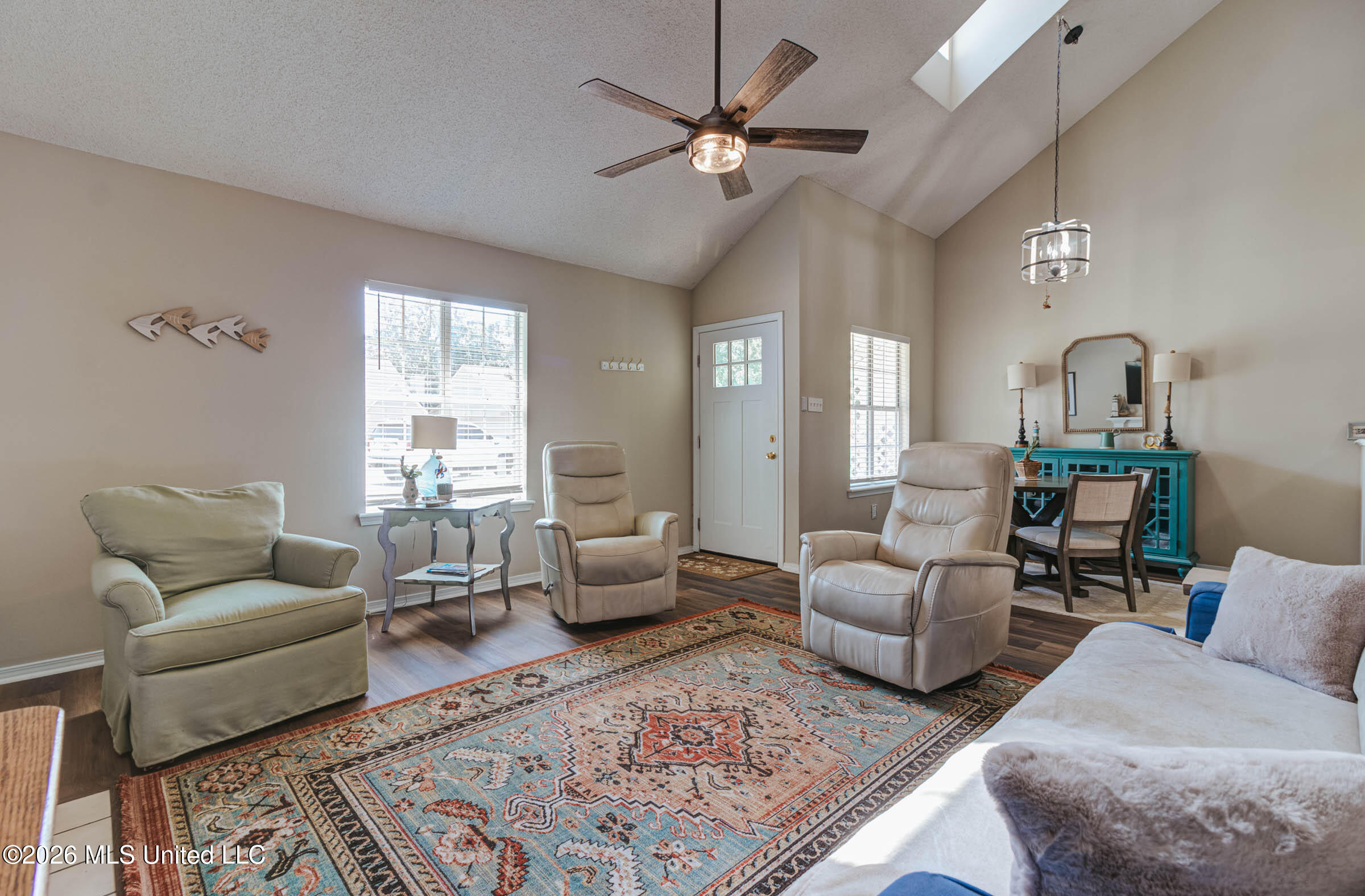 517 Heatherstone Circle
