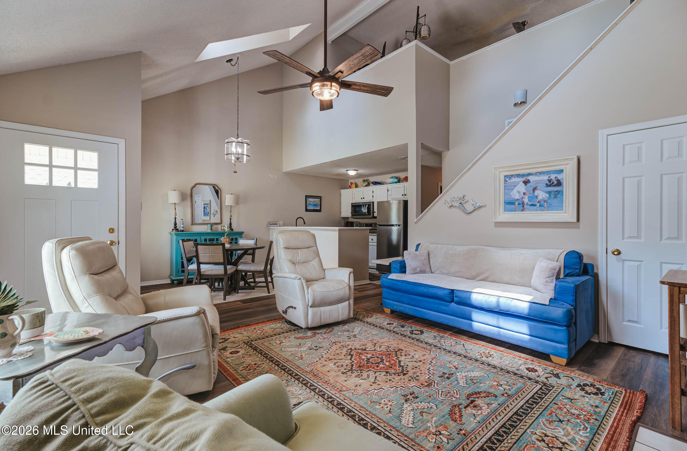 517 Heatherstone Circle
