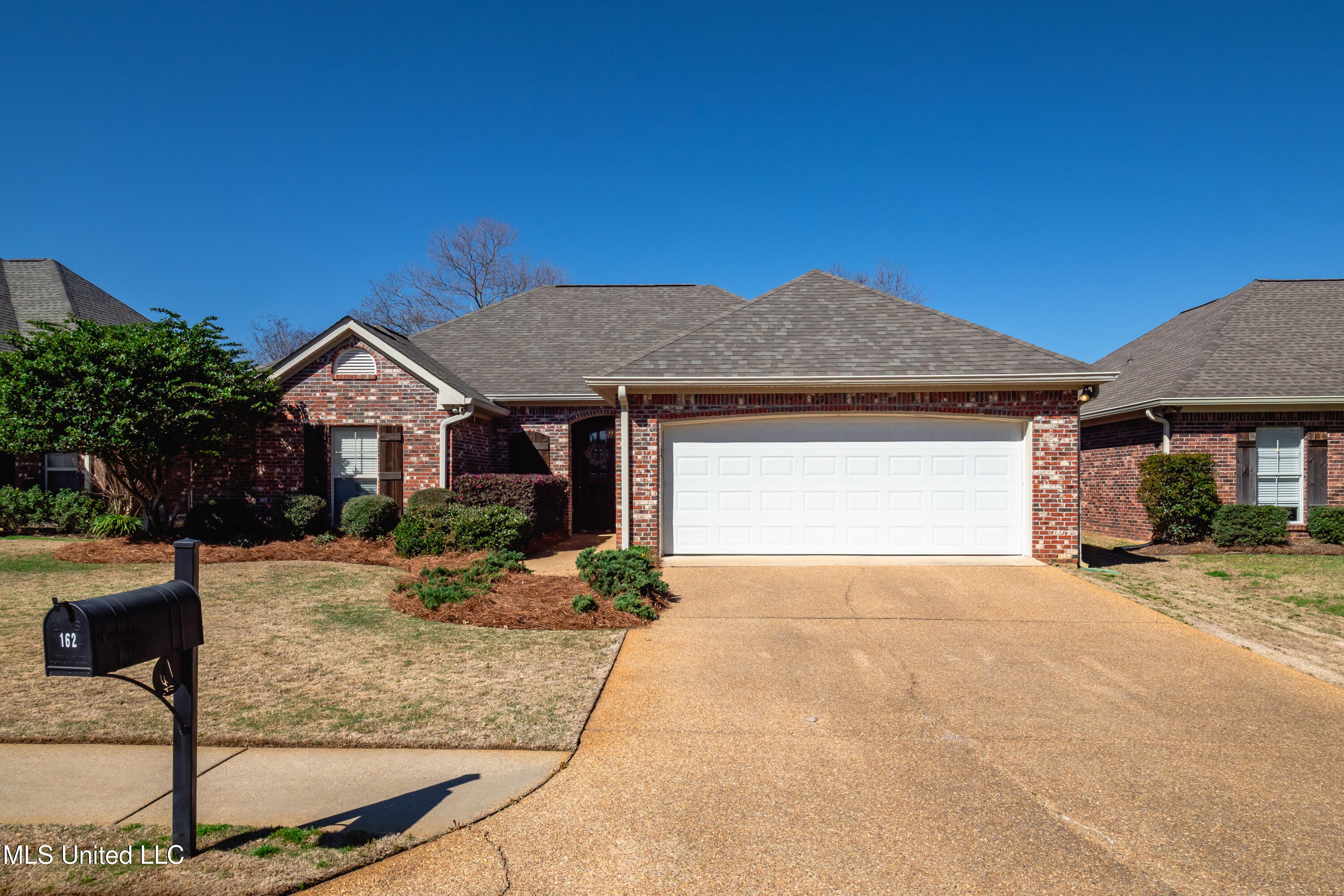 162 Regatta Drive, Brandon, Mississippi image 1