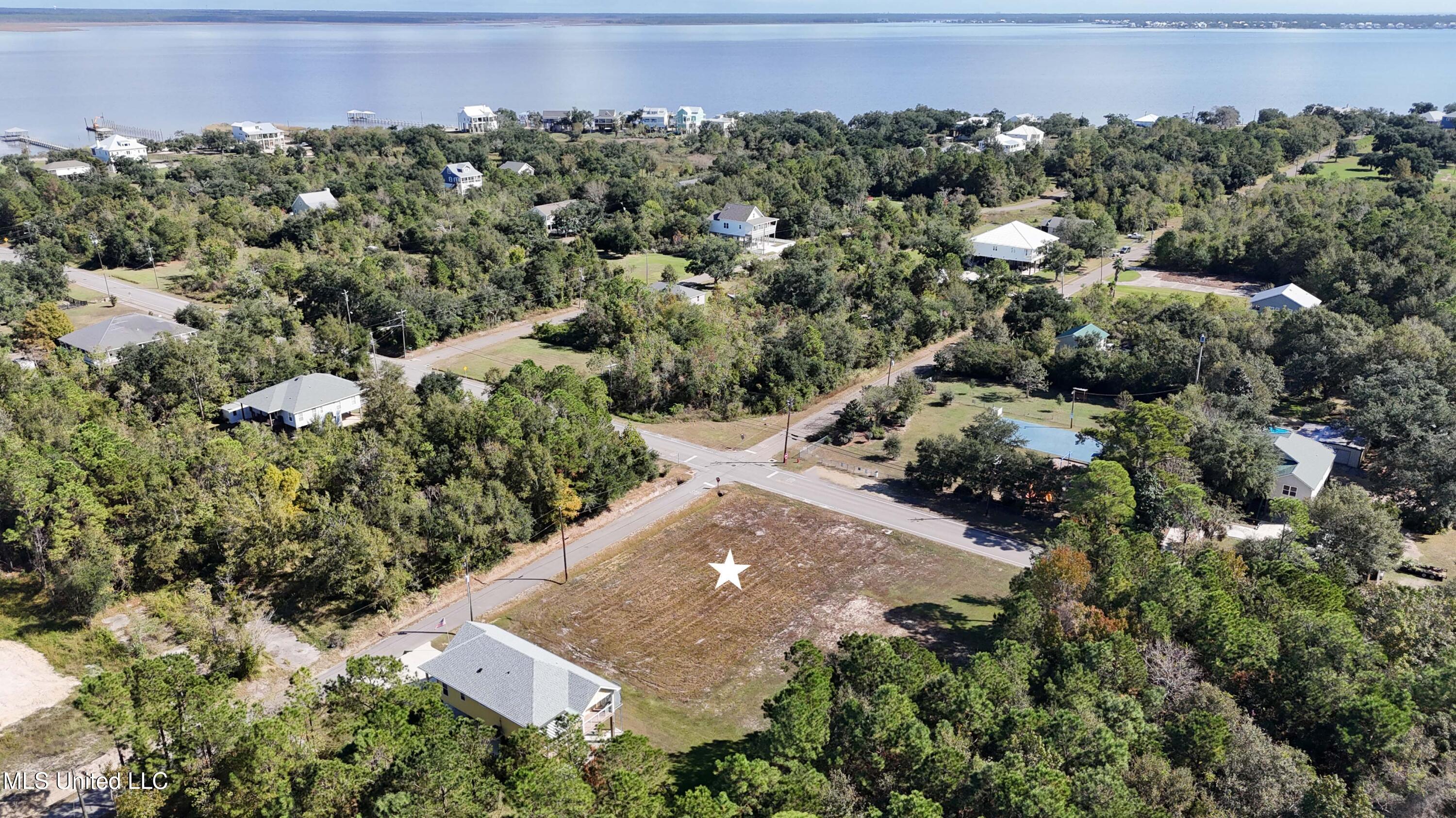 Julia Street, Bay Saint Louis, Mississippi image 2