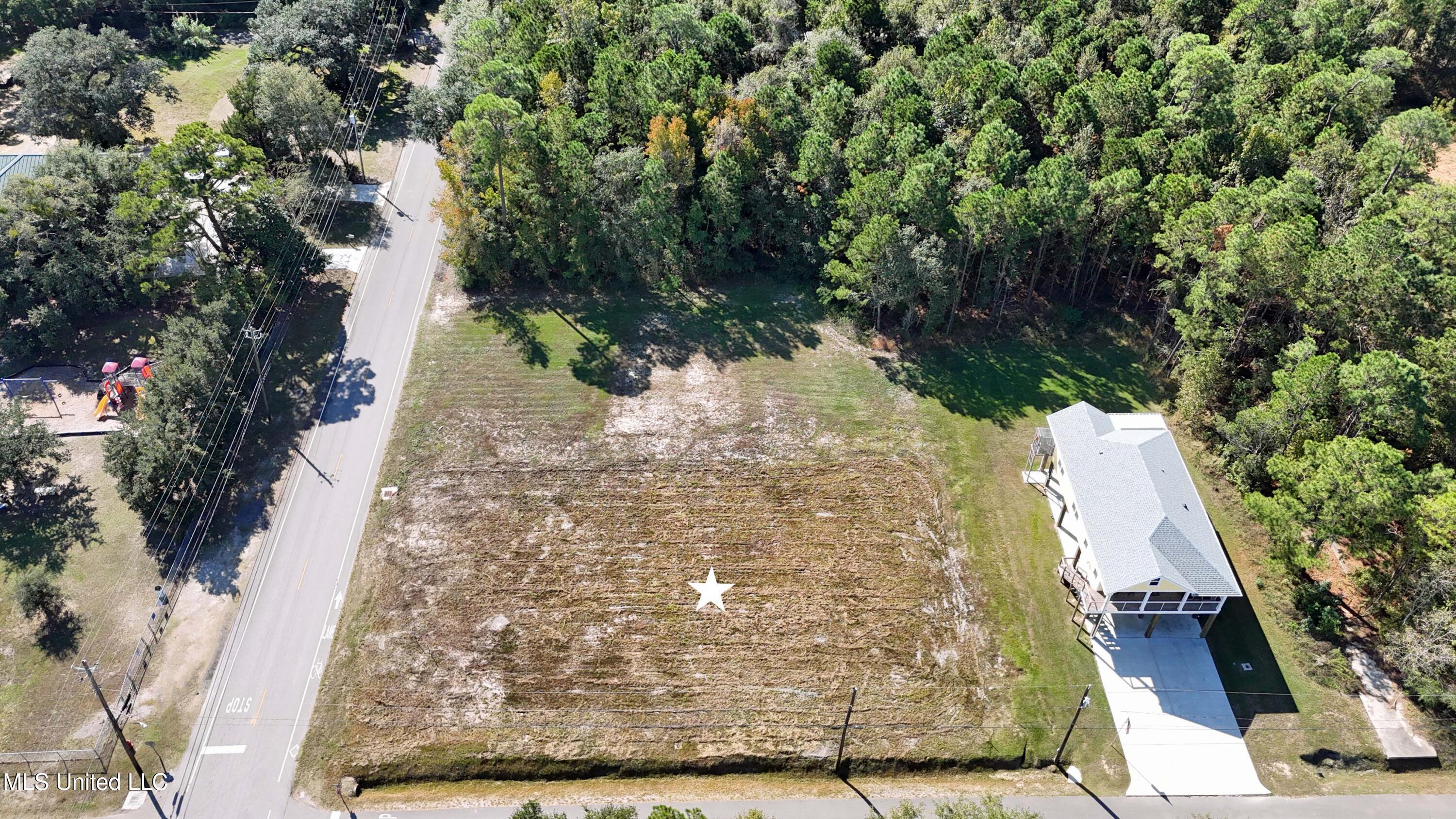 Julia Street, Bay Saint Louis, Mississippi image 6