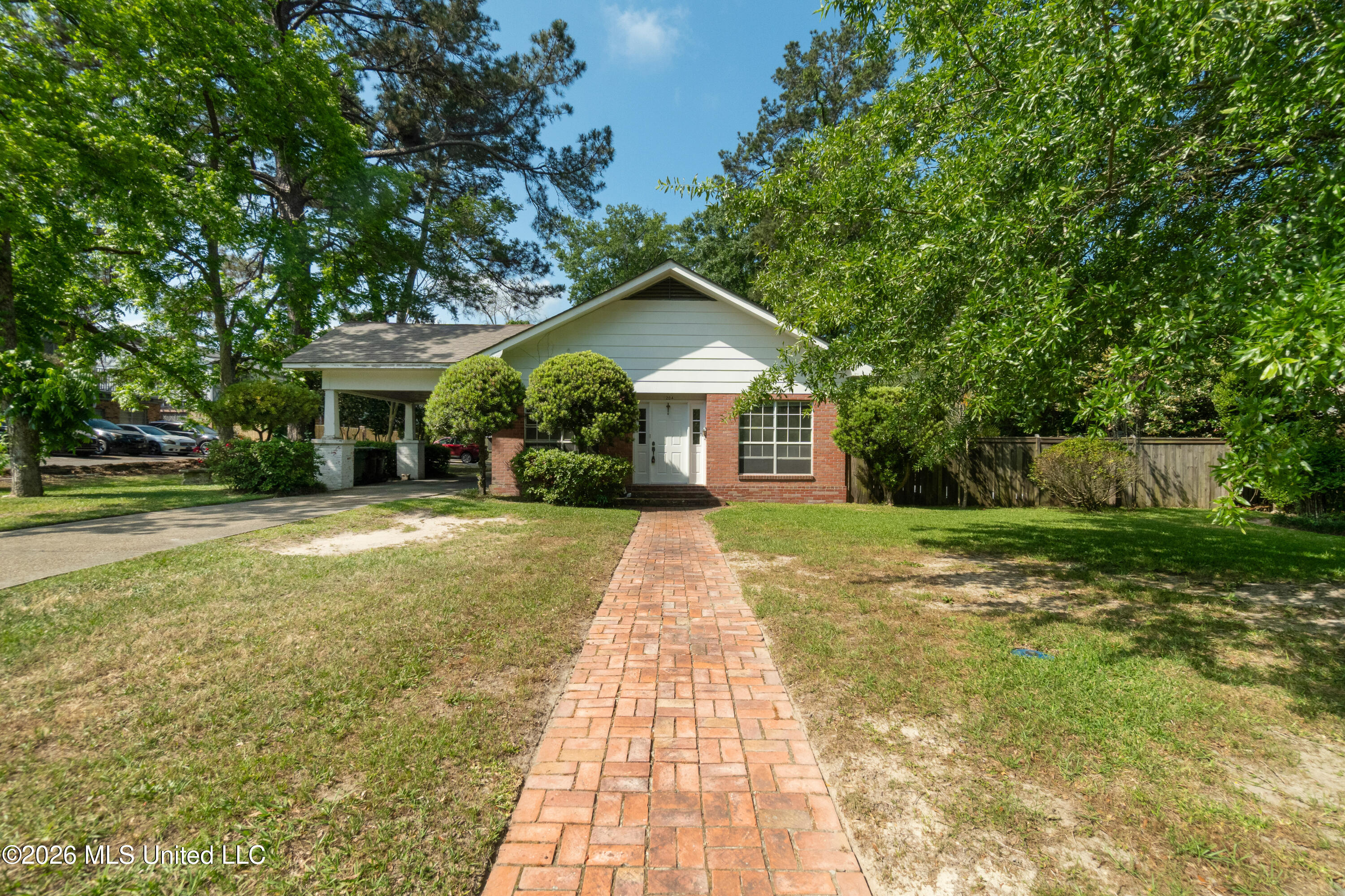 204 5th Avenue