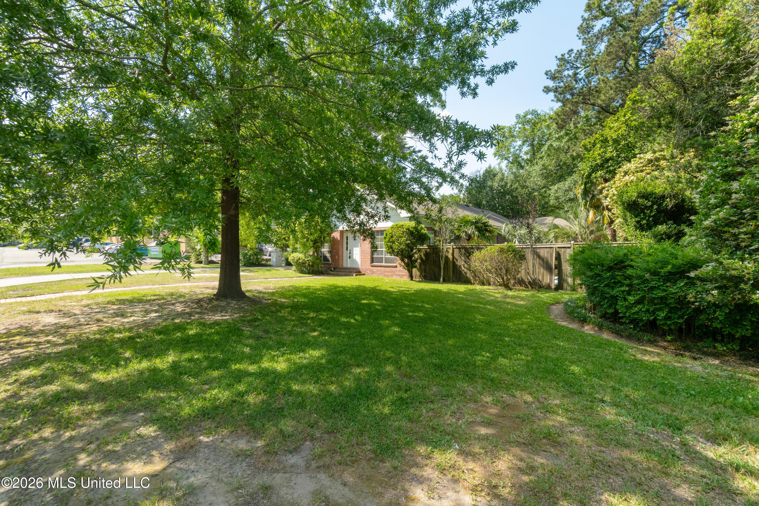 204 5th Avenue
