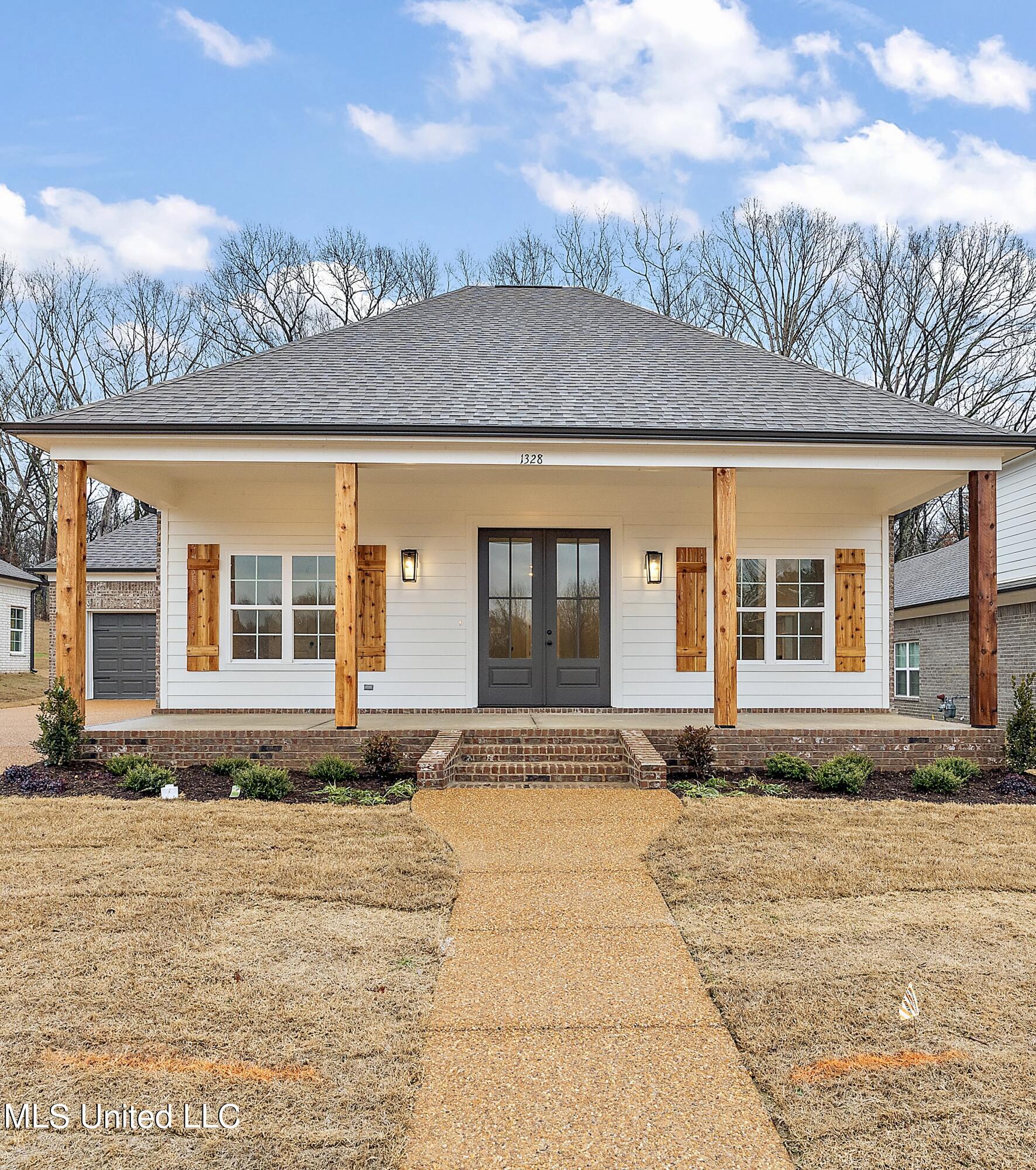 660 Wells Drive, Hernando, Mississippi image 4