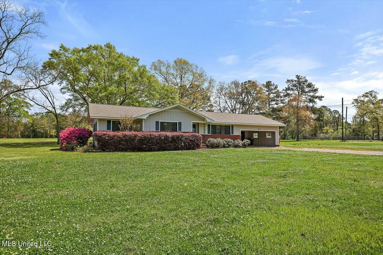 111 Mathis Road, Crystal Springs, Mississippi image 2
