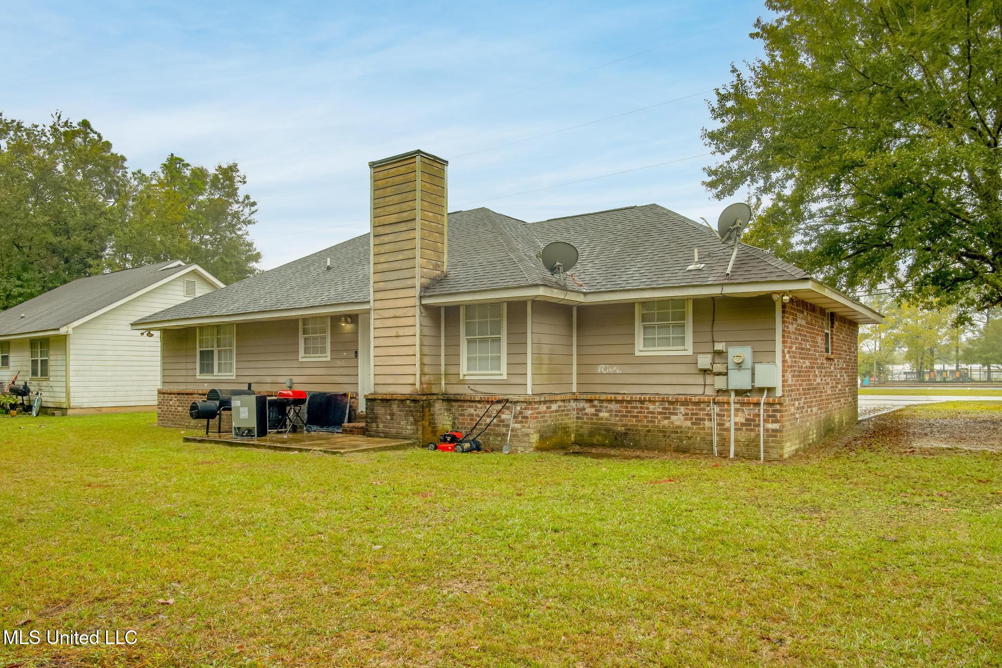 3506 Second Street, Moss Point, Mississippi image 9