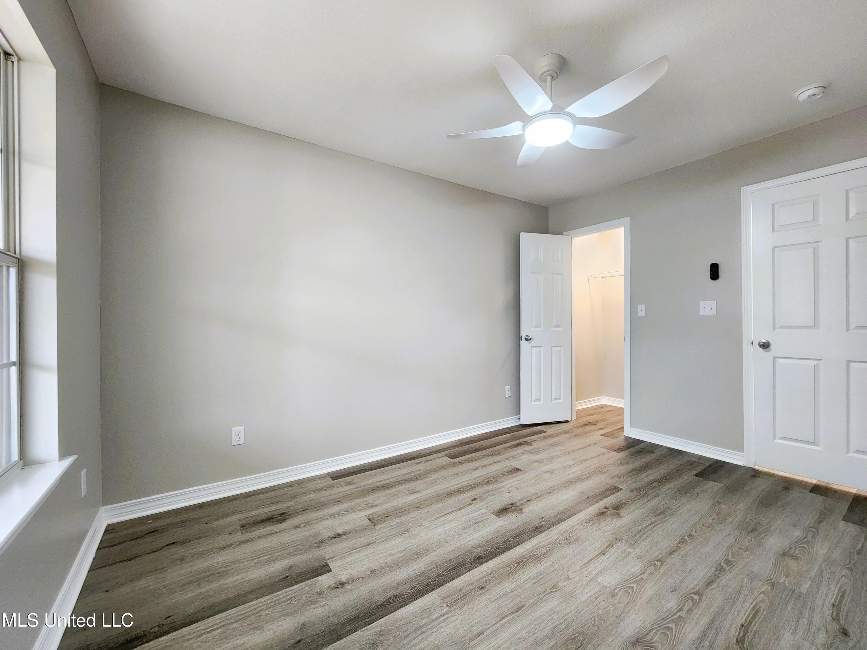 16000 Hardwood Place, Biloxi, Mississippi image 24