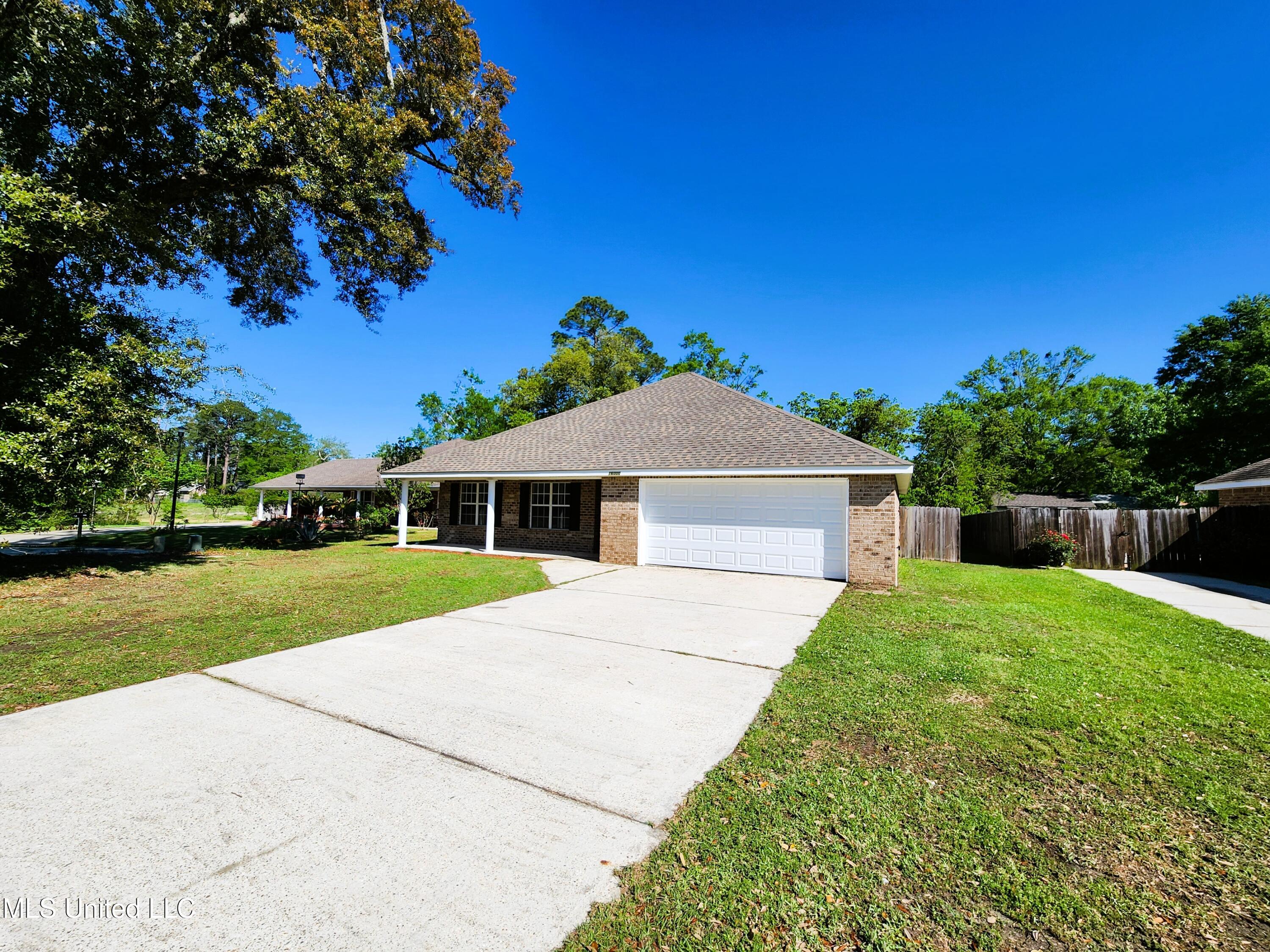 16000 Hardwood Place, Biloxi, Mississippi image 3