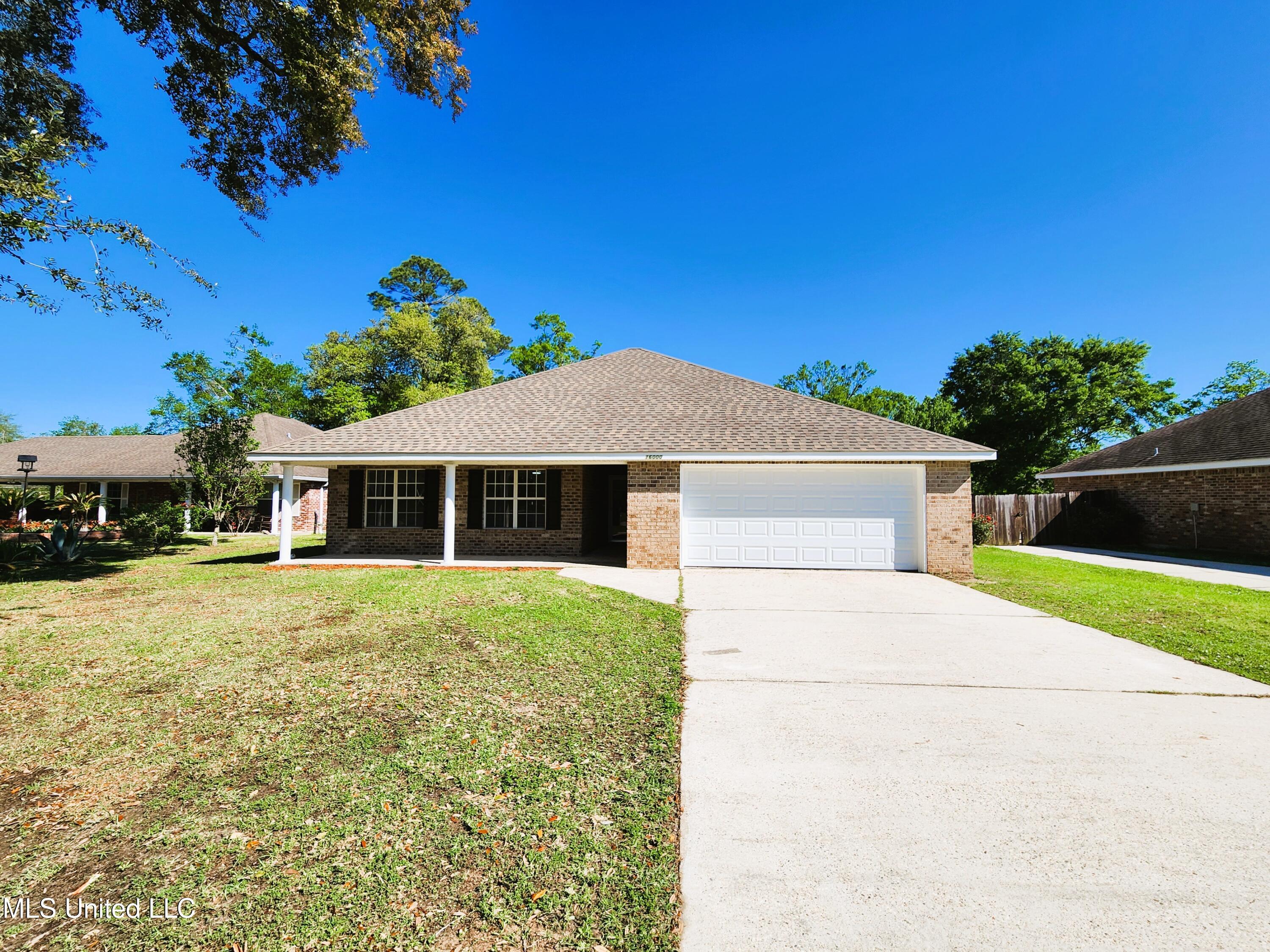 16000 Hardwood Place, Biloxi, Mississippi image 2
