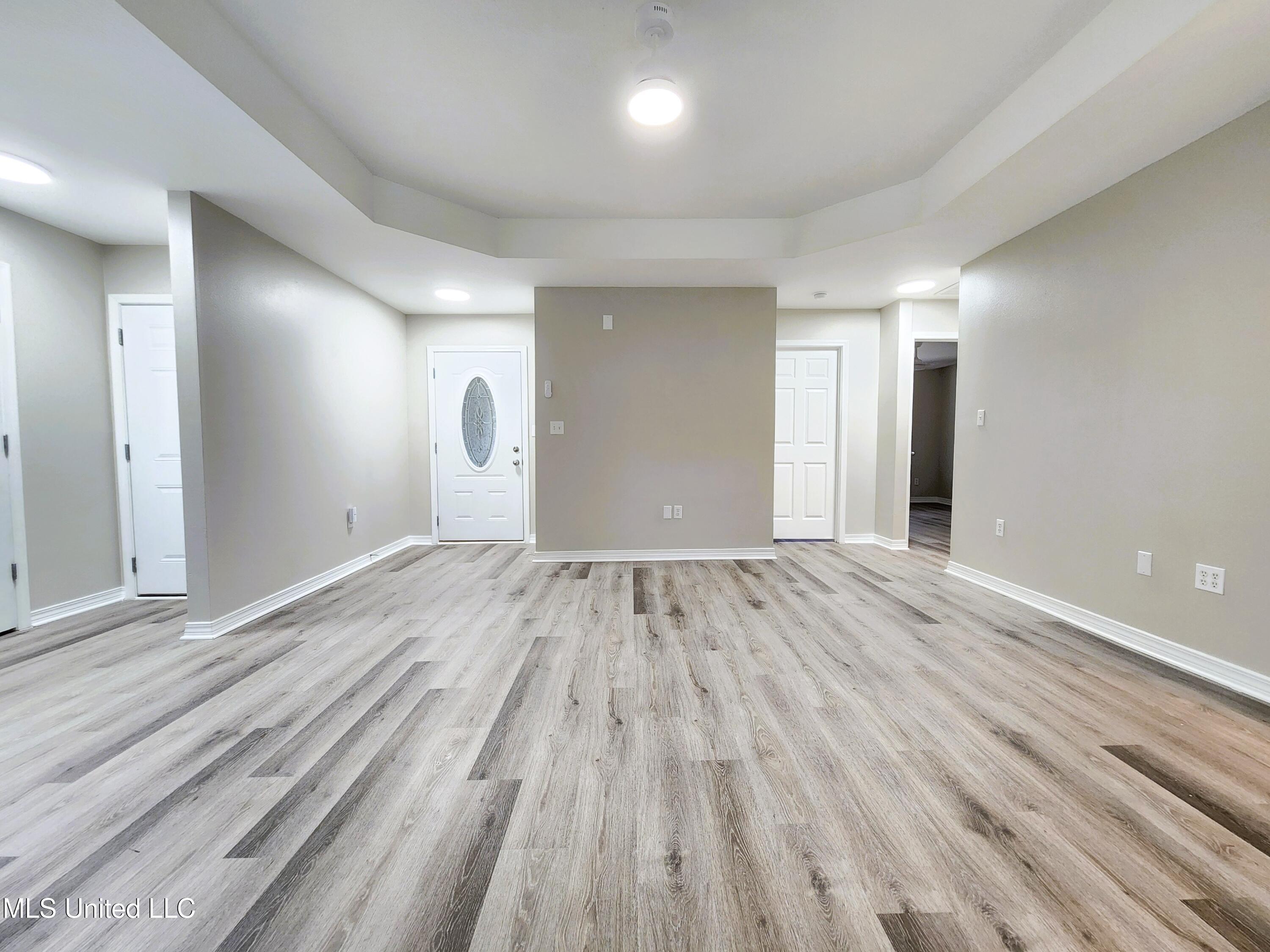 16000 Hardwood Place, Biloxi, Mississippi image 9