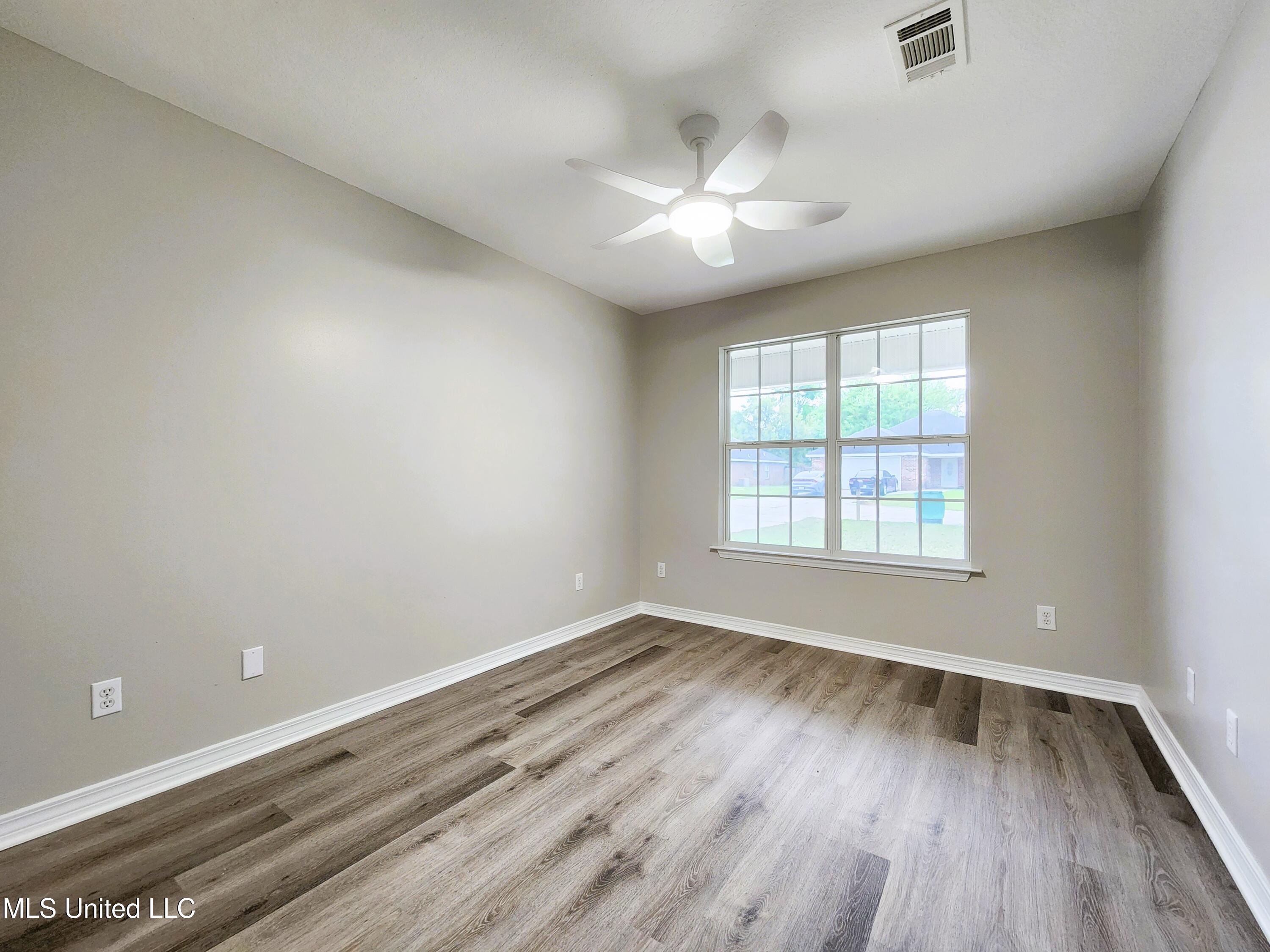 16000 Hardwood Place, Biloxi, Mississippi image 27