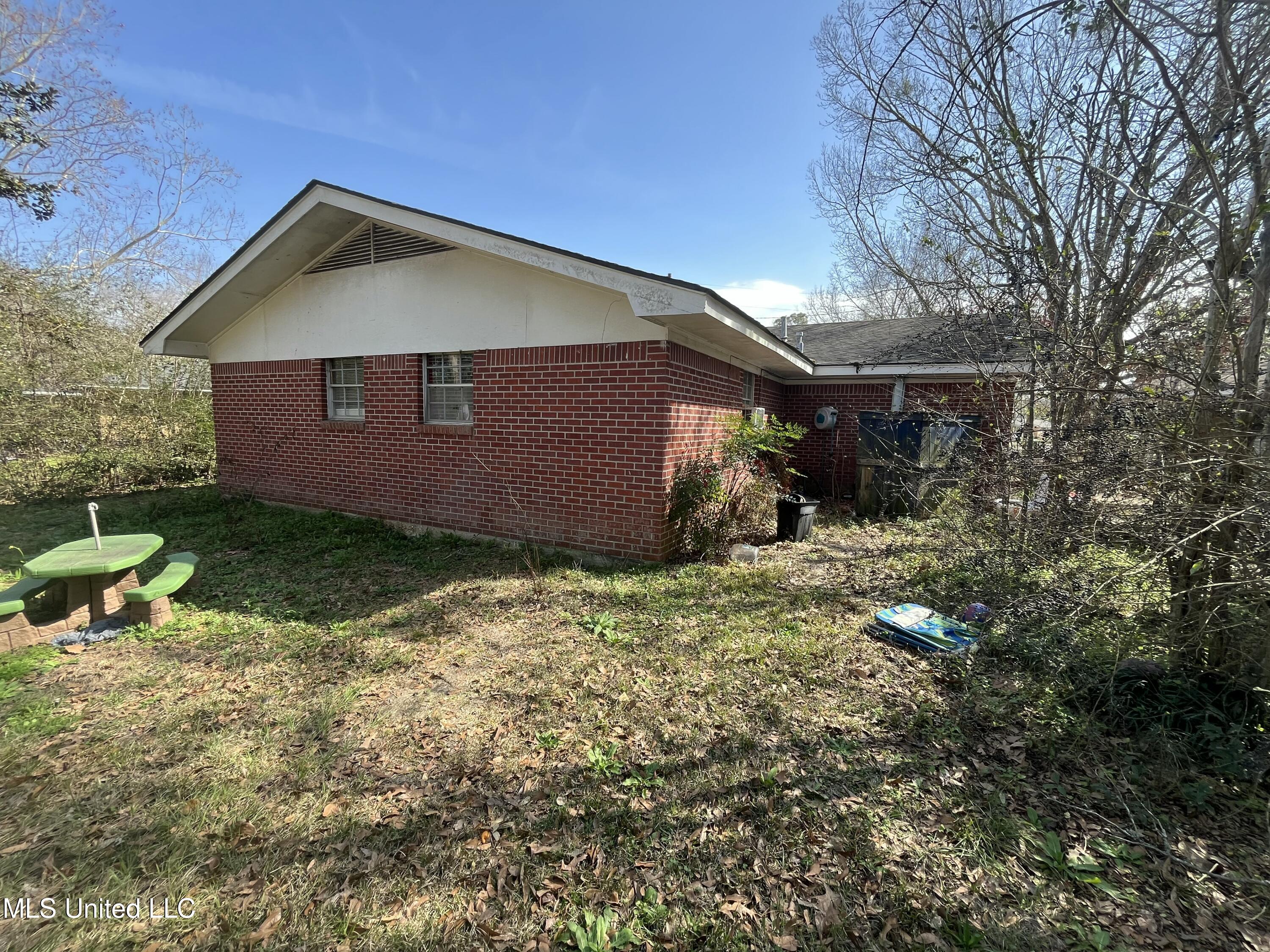 121 Gahan Drive, Gulfport, Mississippi image 6